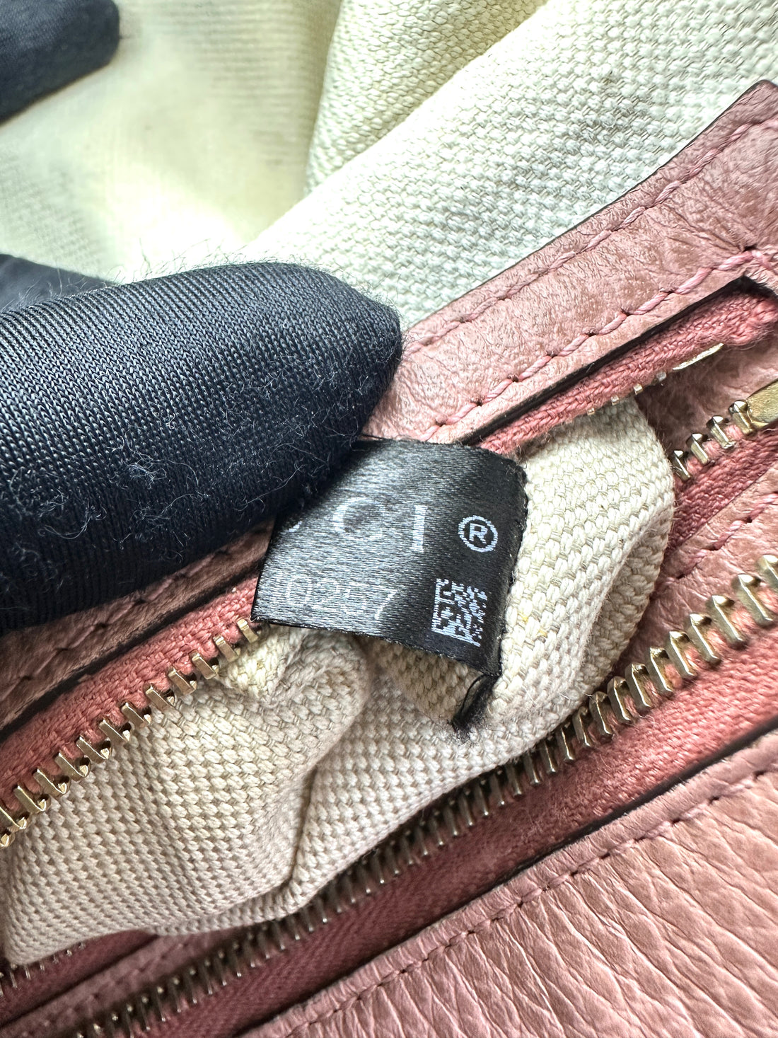 Gucci Swing Pink Leather Handle Bag GG830