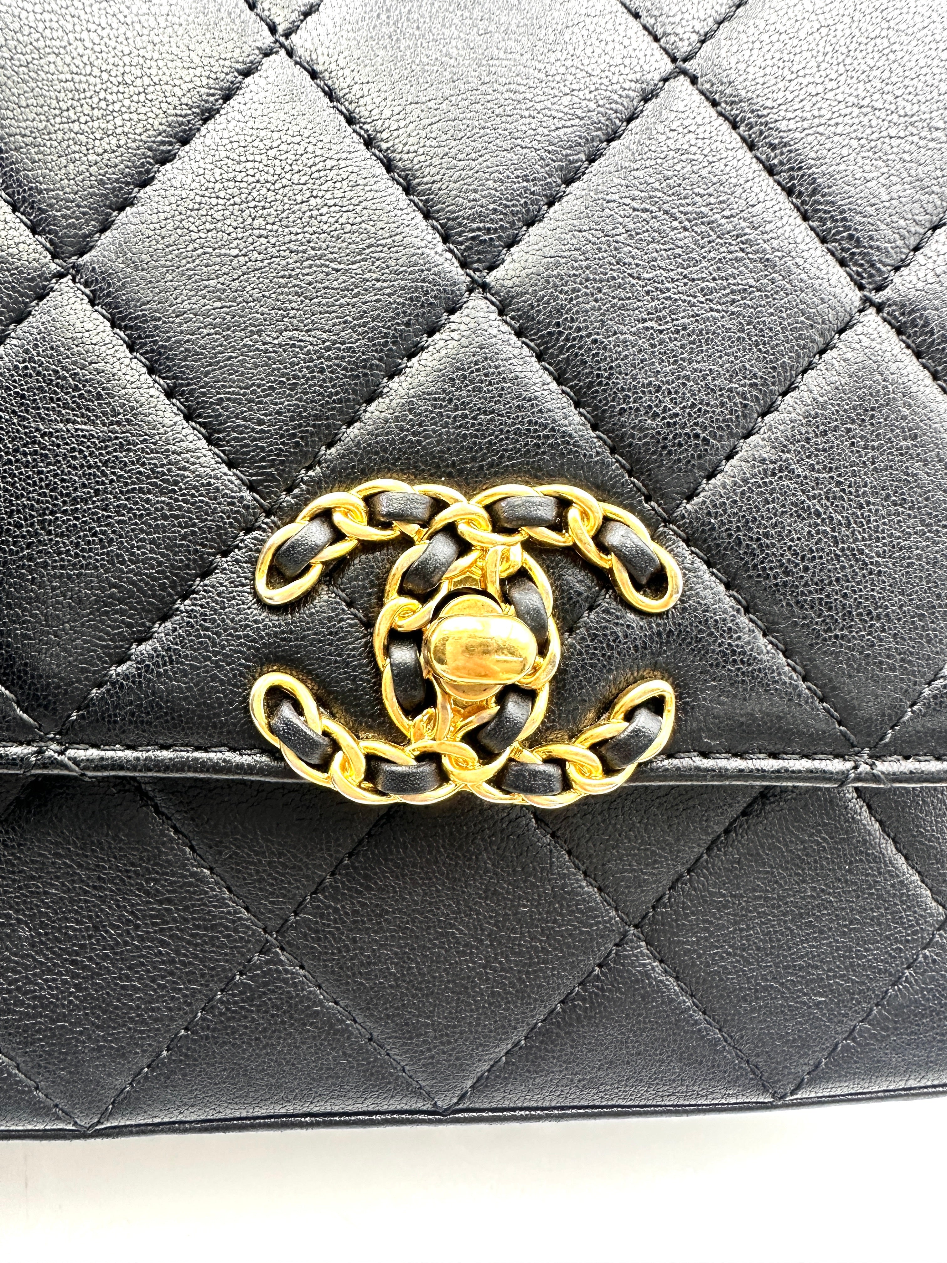 Chanel Black Quilted Leather Infinity Handle Bag(28***21) IRIS126