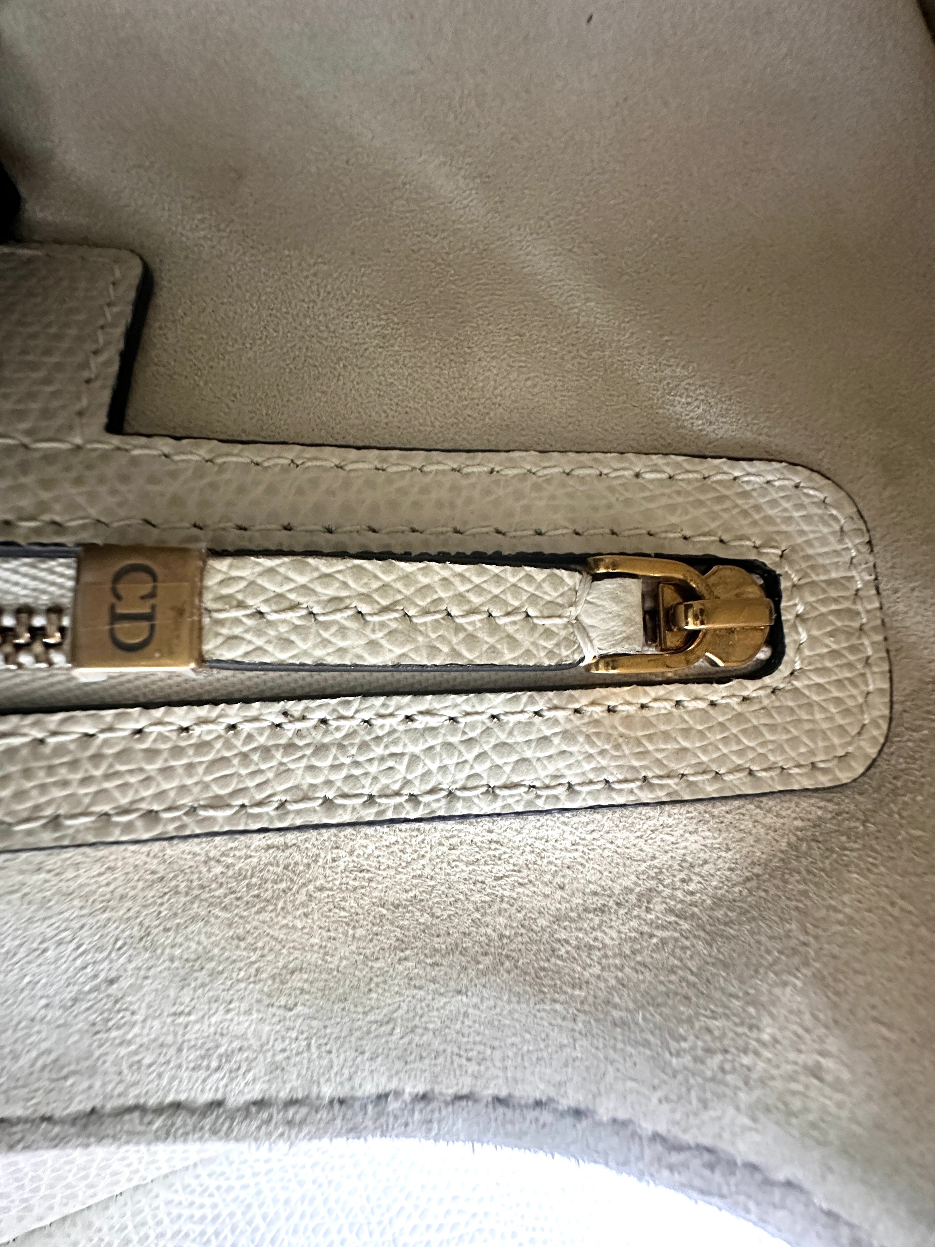Christian Dior White Leather Saddle Bag DR645
