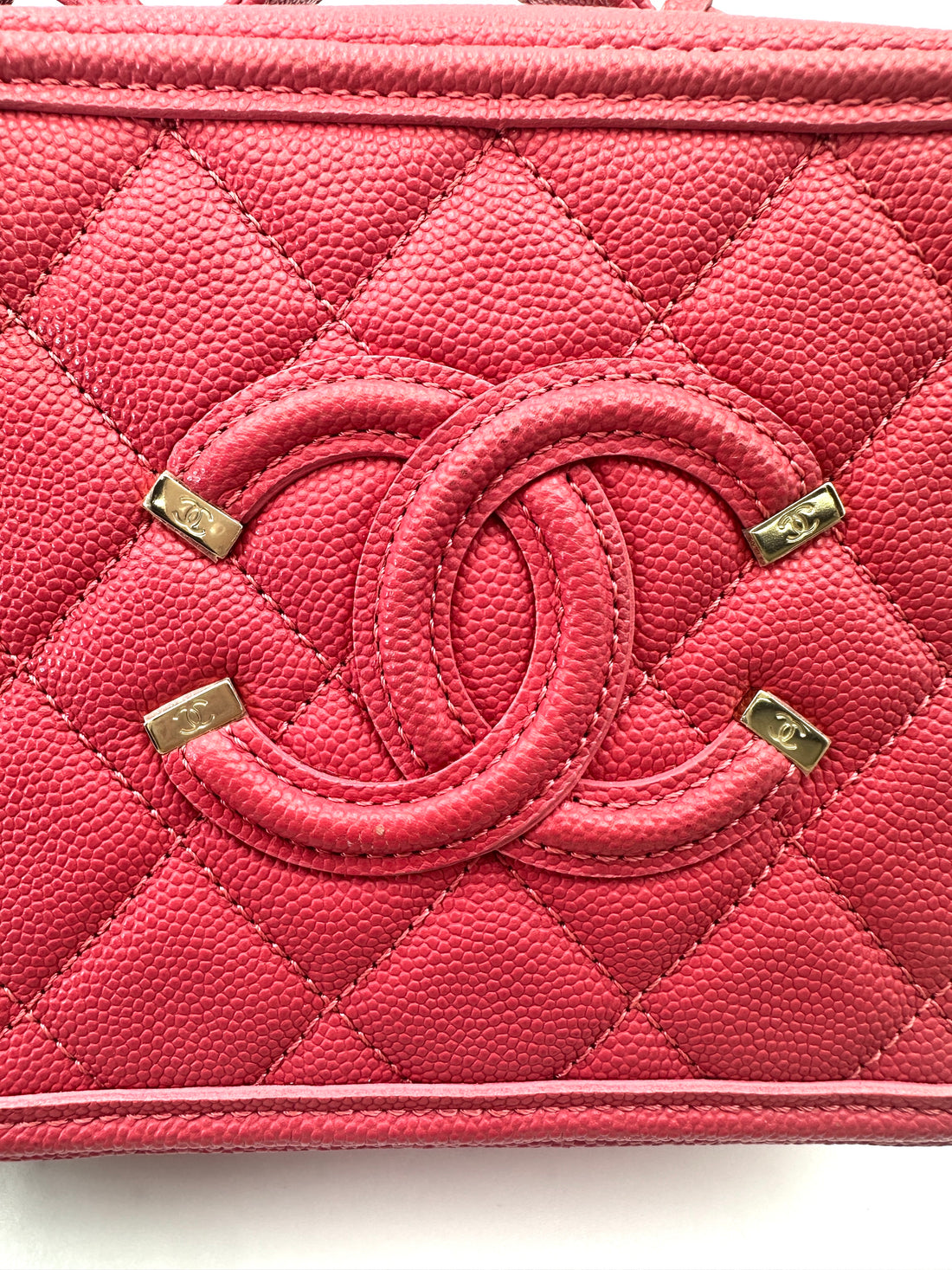 Chanel CC Filigree Red Quilted Leather Top Handle Vanity Case(29***82) CC1690