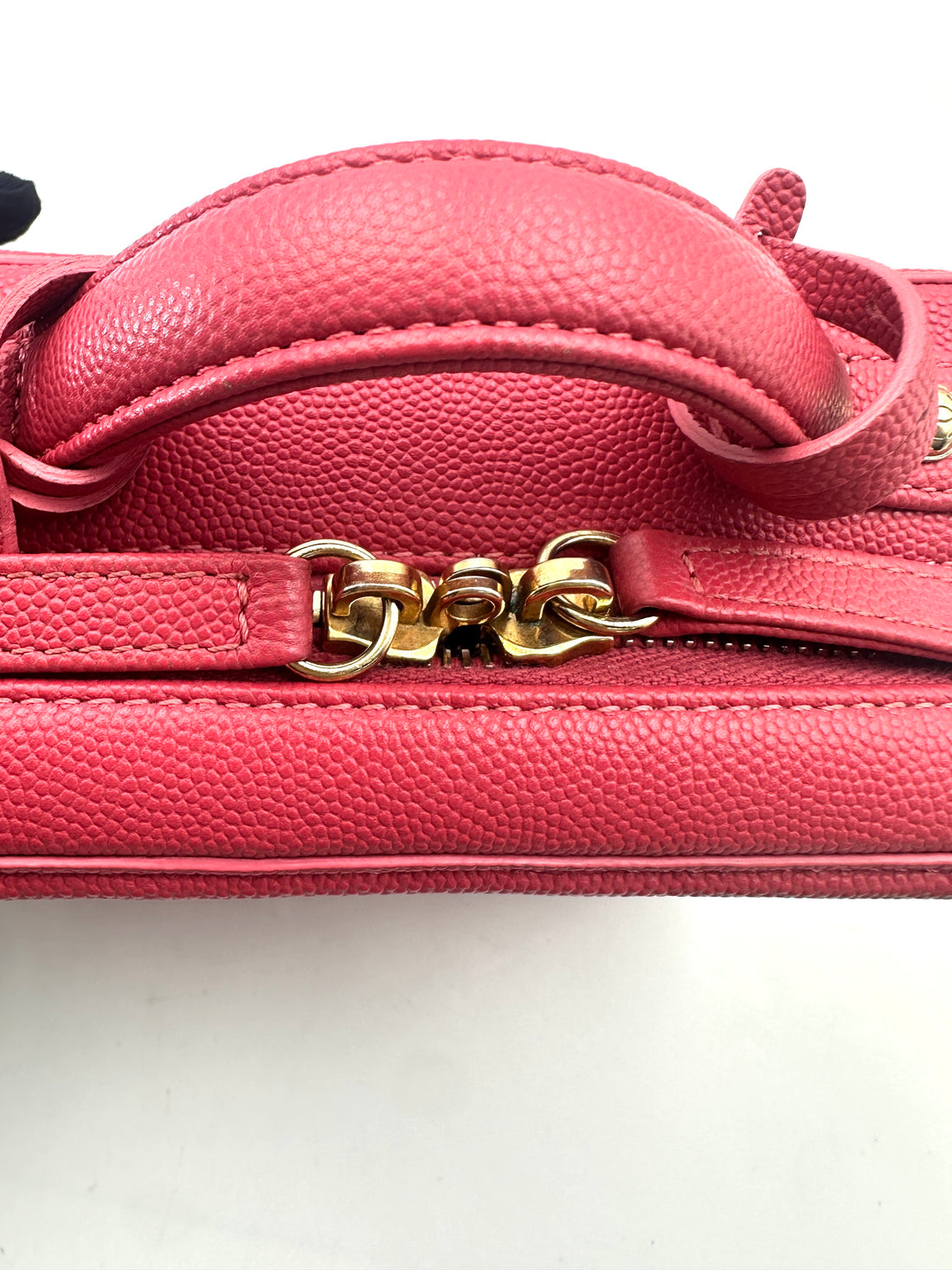Chanel CC Filigree Red Quilted Leather Top Handle Vanity Case(29***82) CC1690