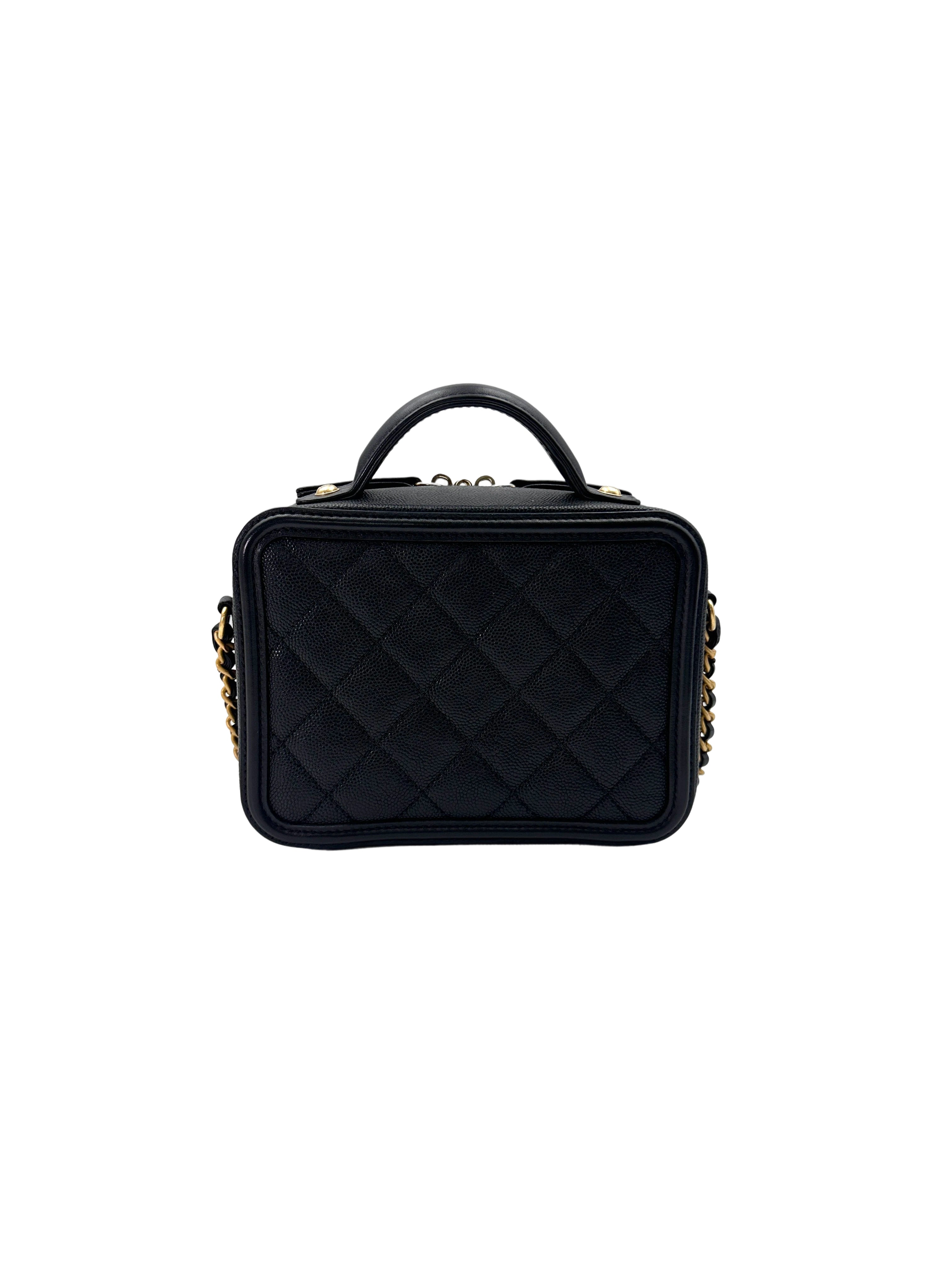Chanel CC Filigree Black Quilted Calfskin Top Handle Vanity Case(25***62) CC1692