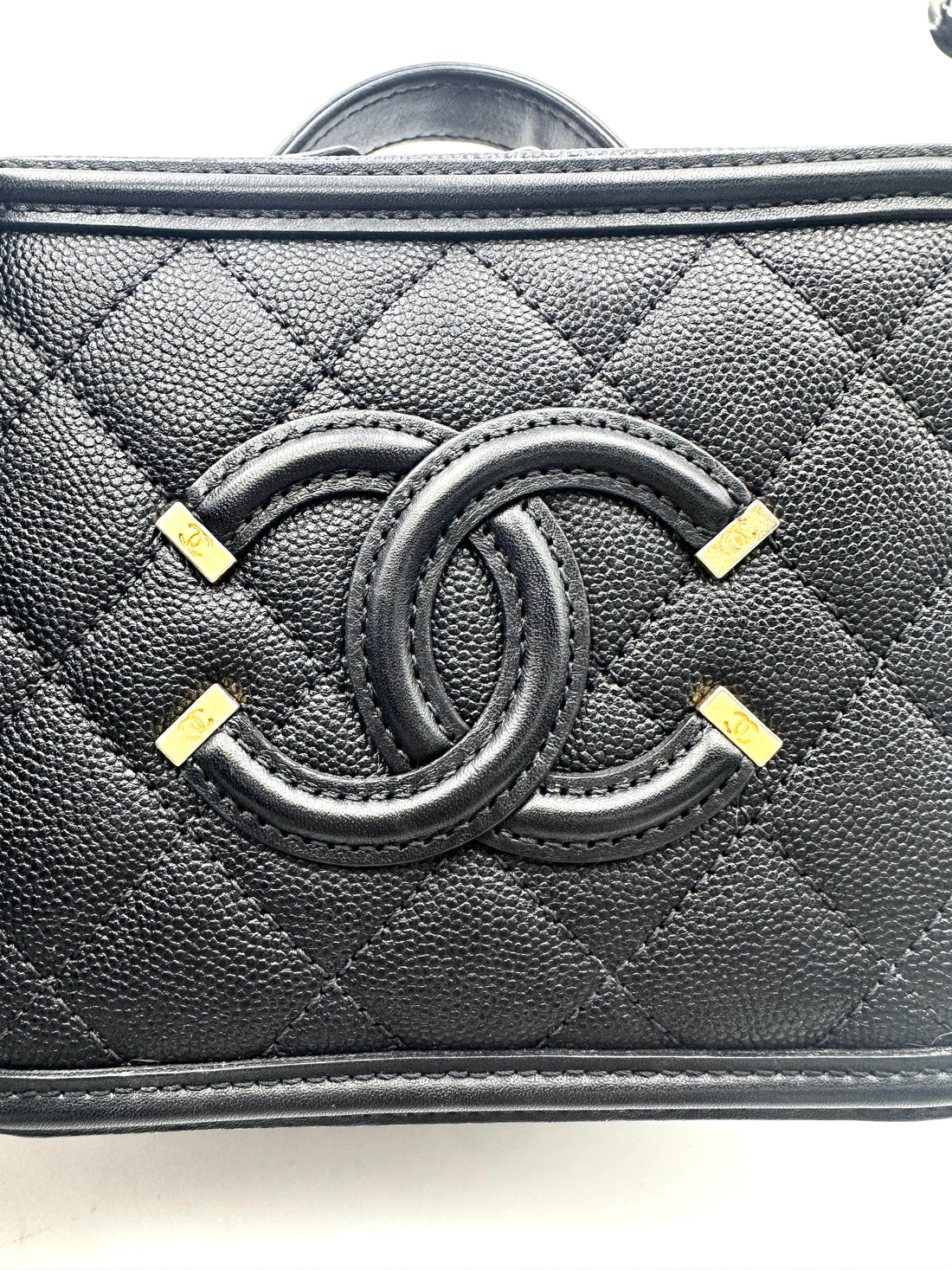 Chanel CC Filigree Black Quilted Calfskin Top Handle Vanity Case(25***62) CC1692