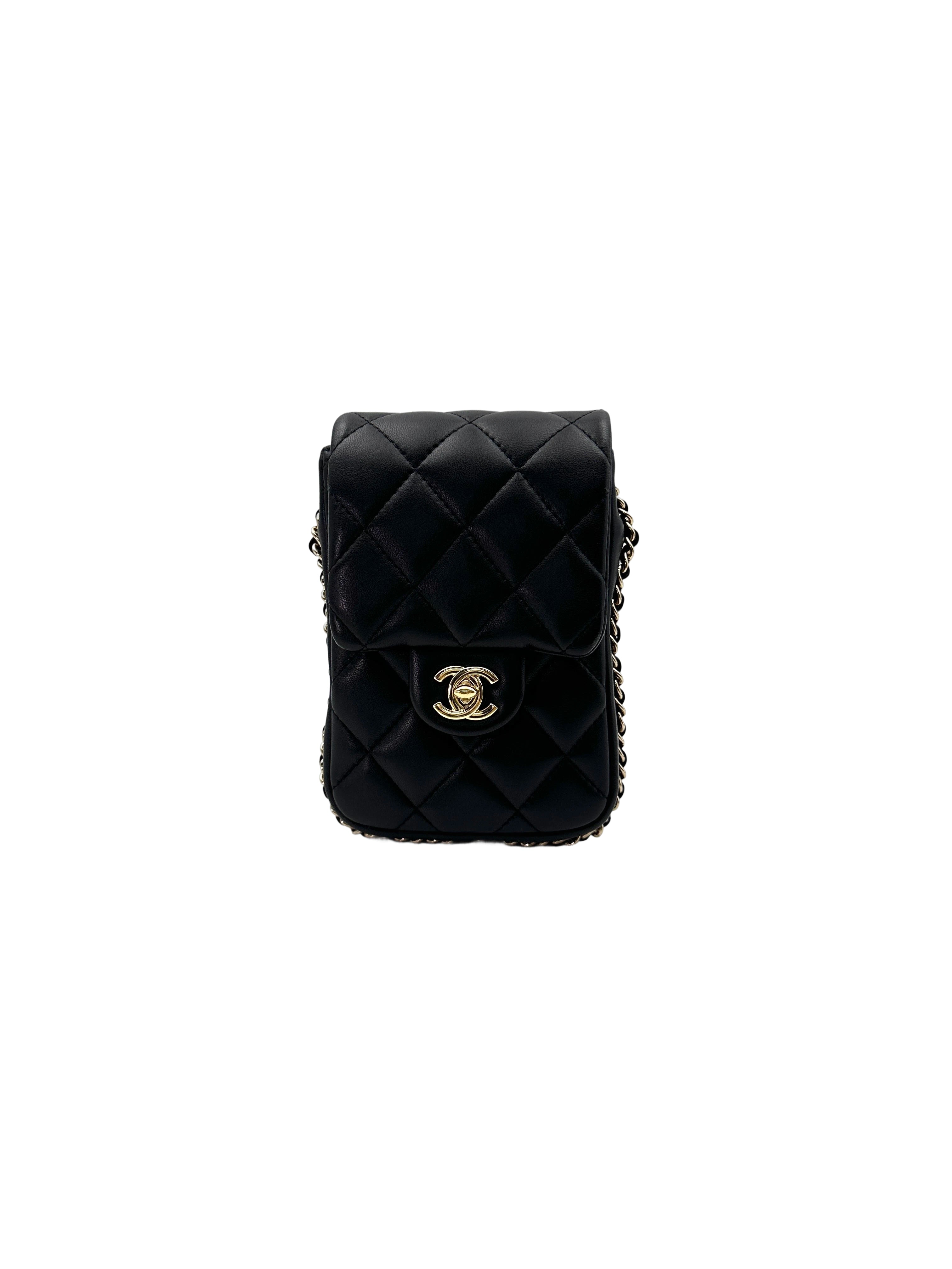 Chanel 20P Black Quilted Leather Phone Holder With Pearl Chain(29***77) CC1694