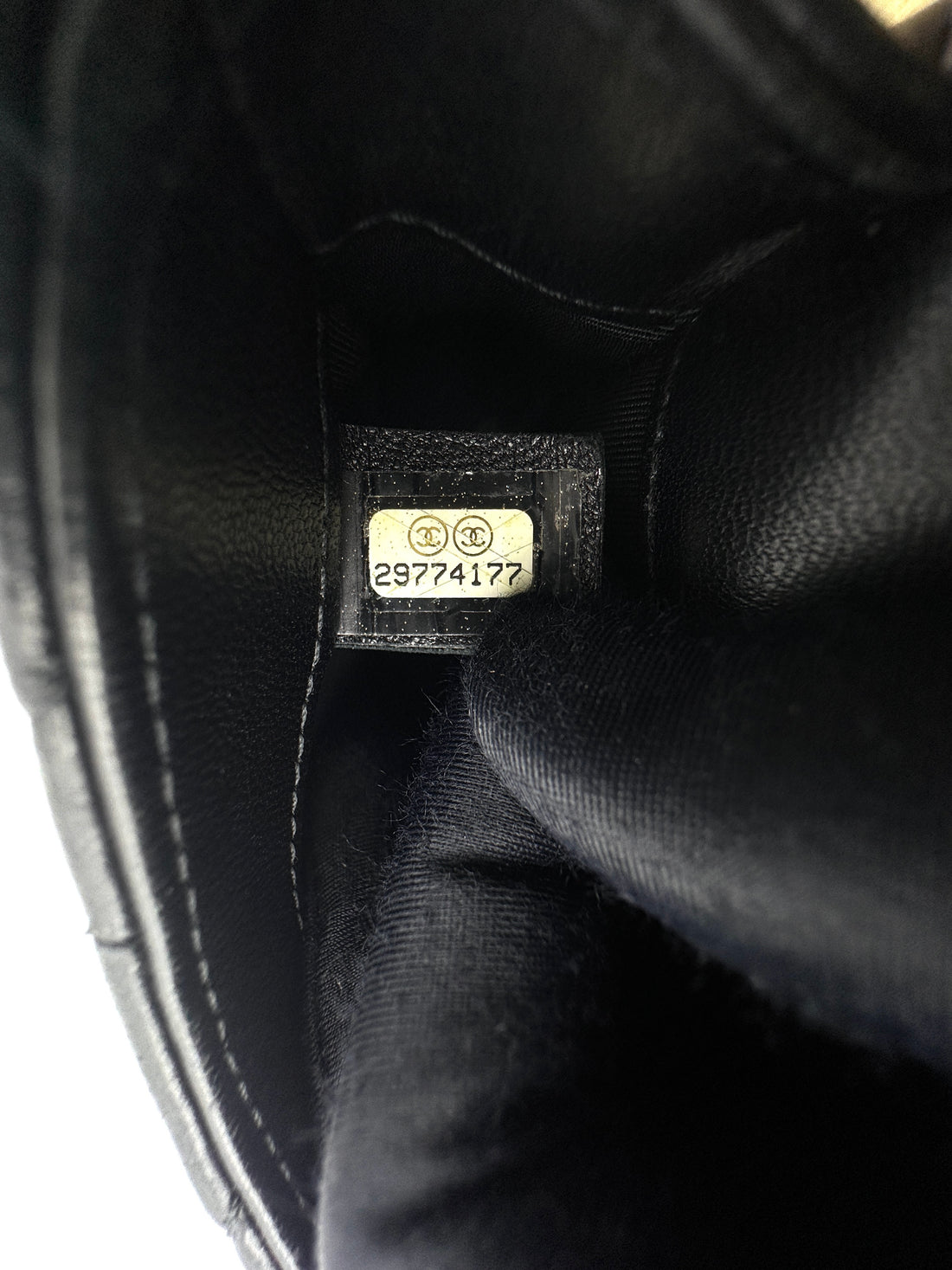 Chanel 20P Black Quilted Leather Phone Holder With Pearl Chain(29***77) CC1694