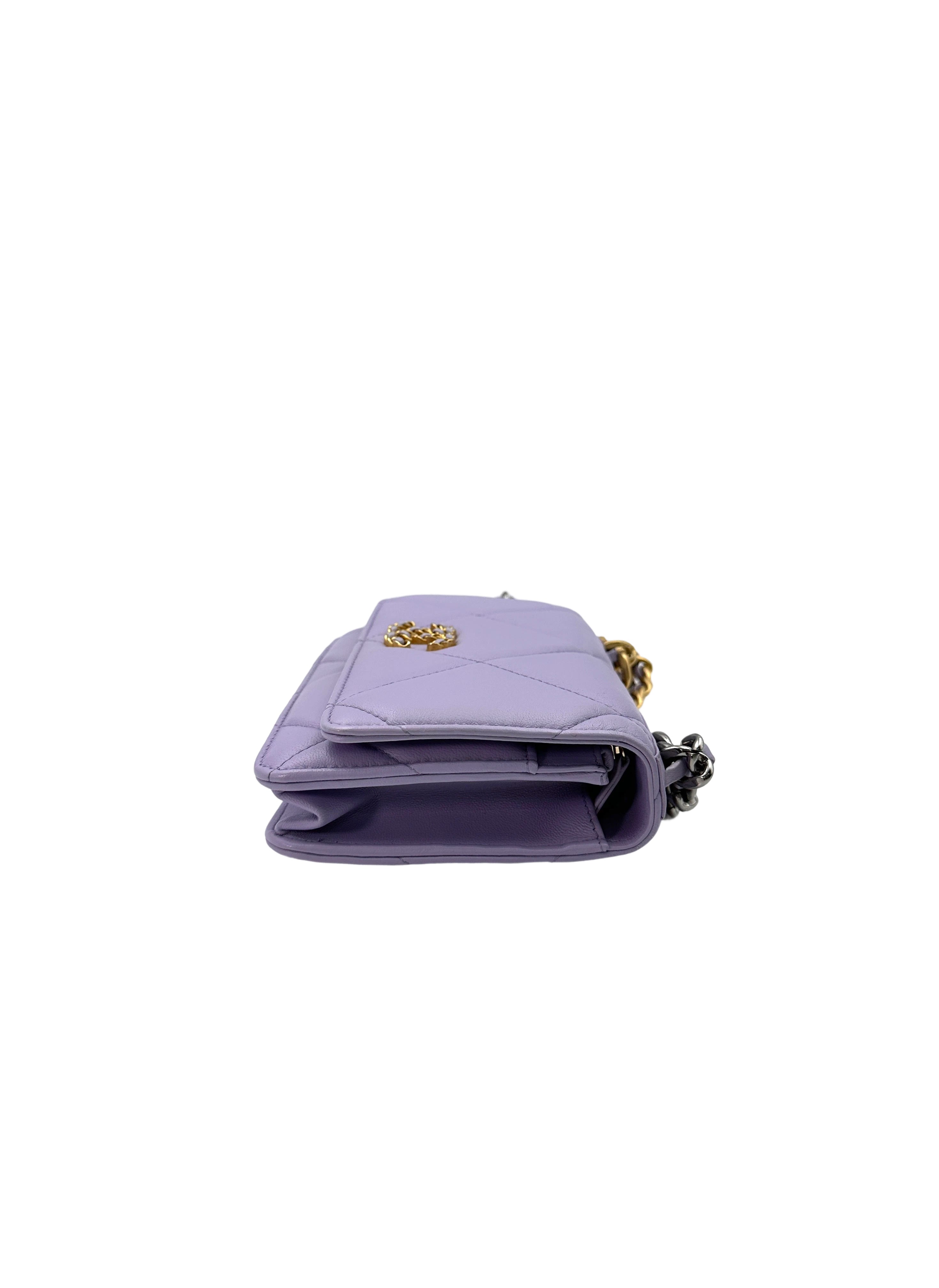 Chanel 21K 19 Light Purple Quilted Leather Wallet On Chain(N3***6L) IRIS131