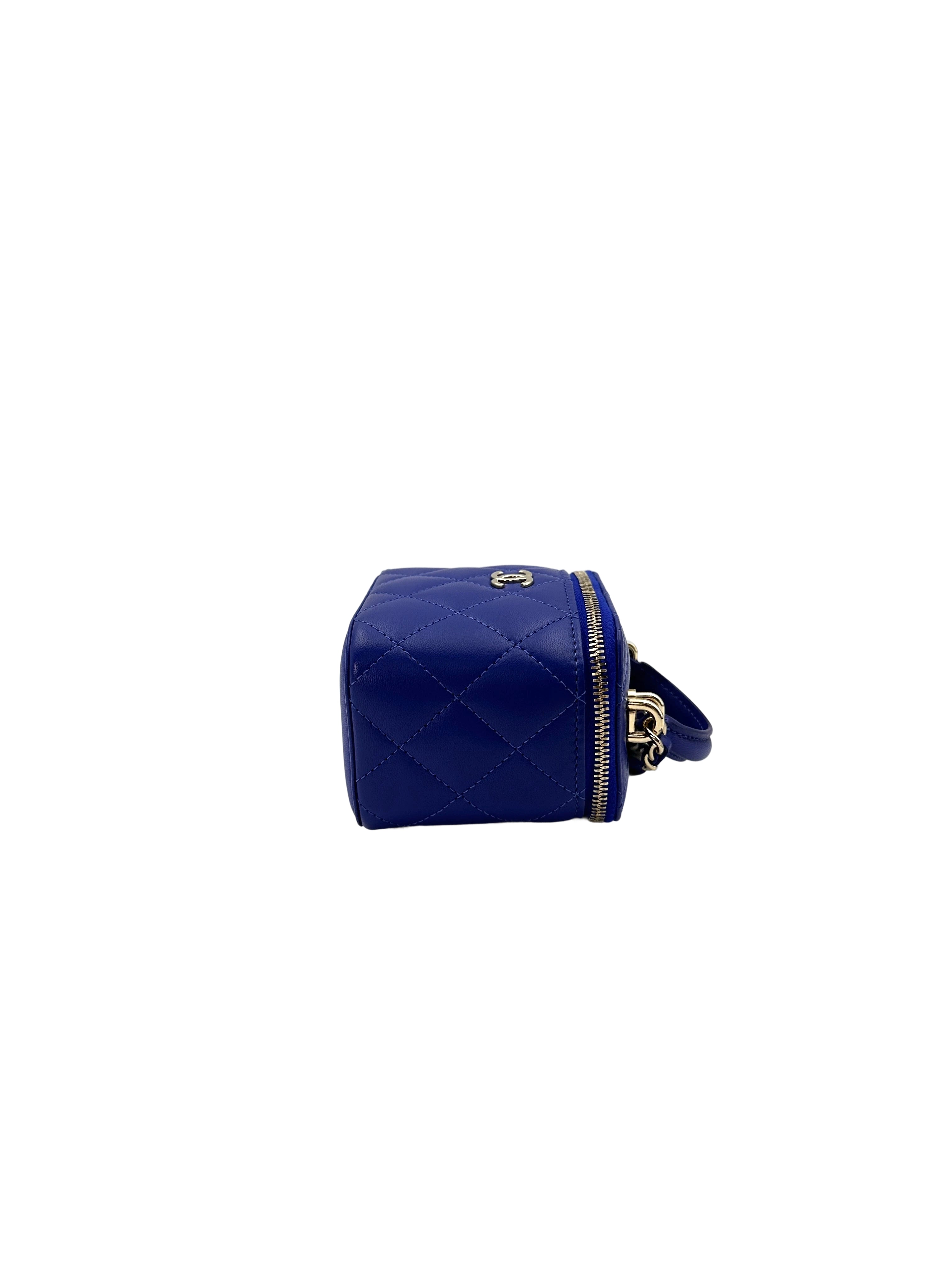Chanel Blue Quilted Lambskin Top Handle Vanity Case(31***93) CC1697