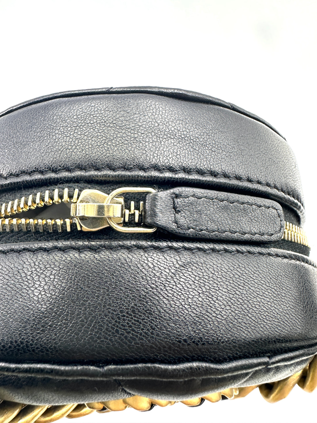 Chanel Black Quilted Leather Round Clutch With Chain(31***83) CC1698