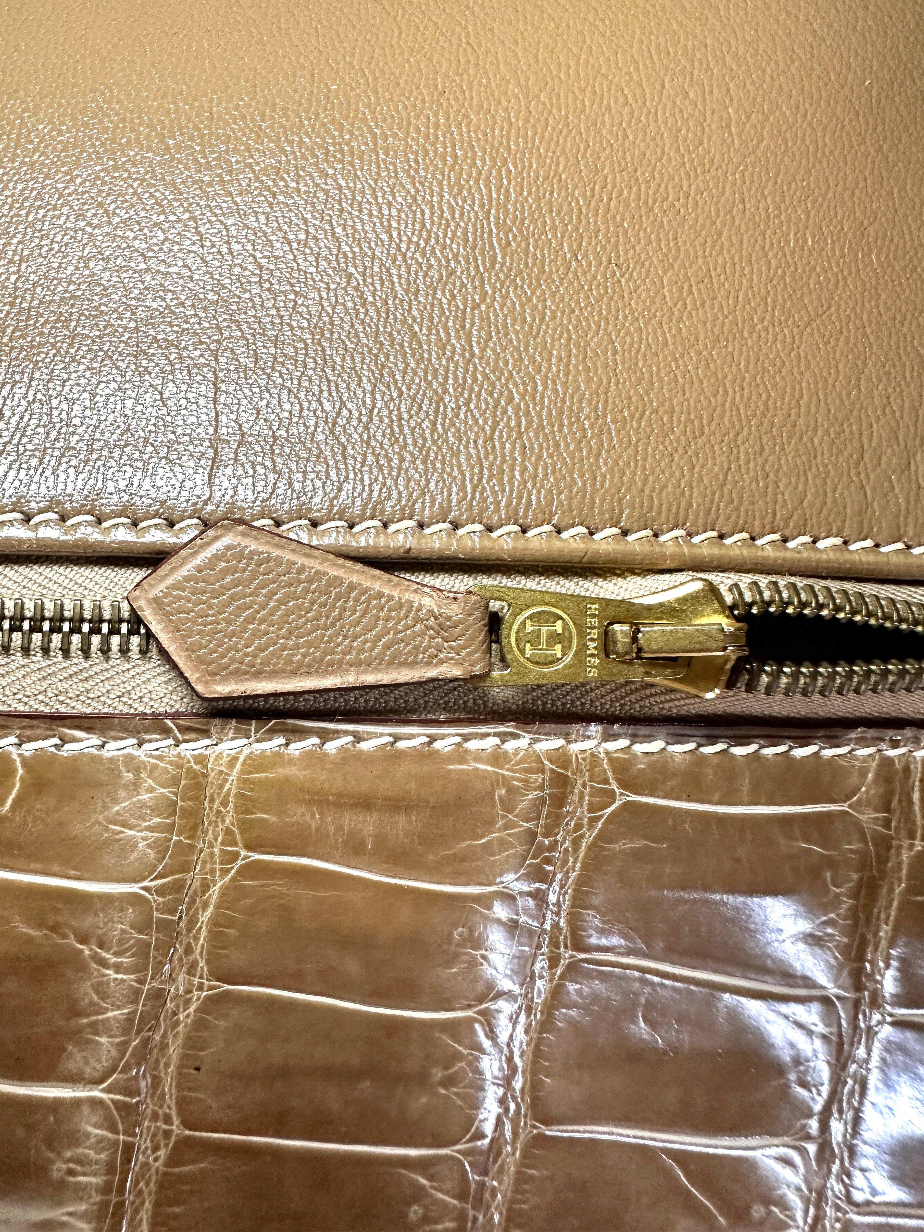 Hermes Kelly Shiny Alligator Handle Bag With Gold Hardware HR87