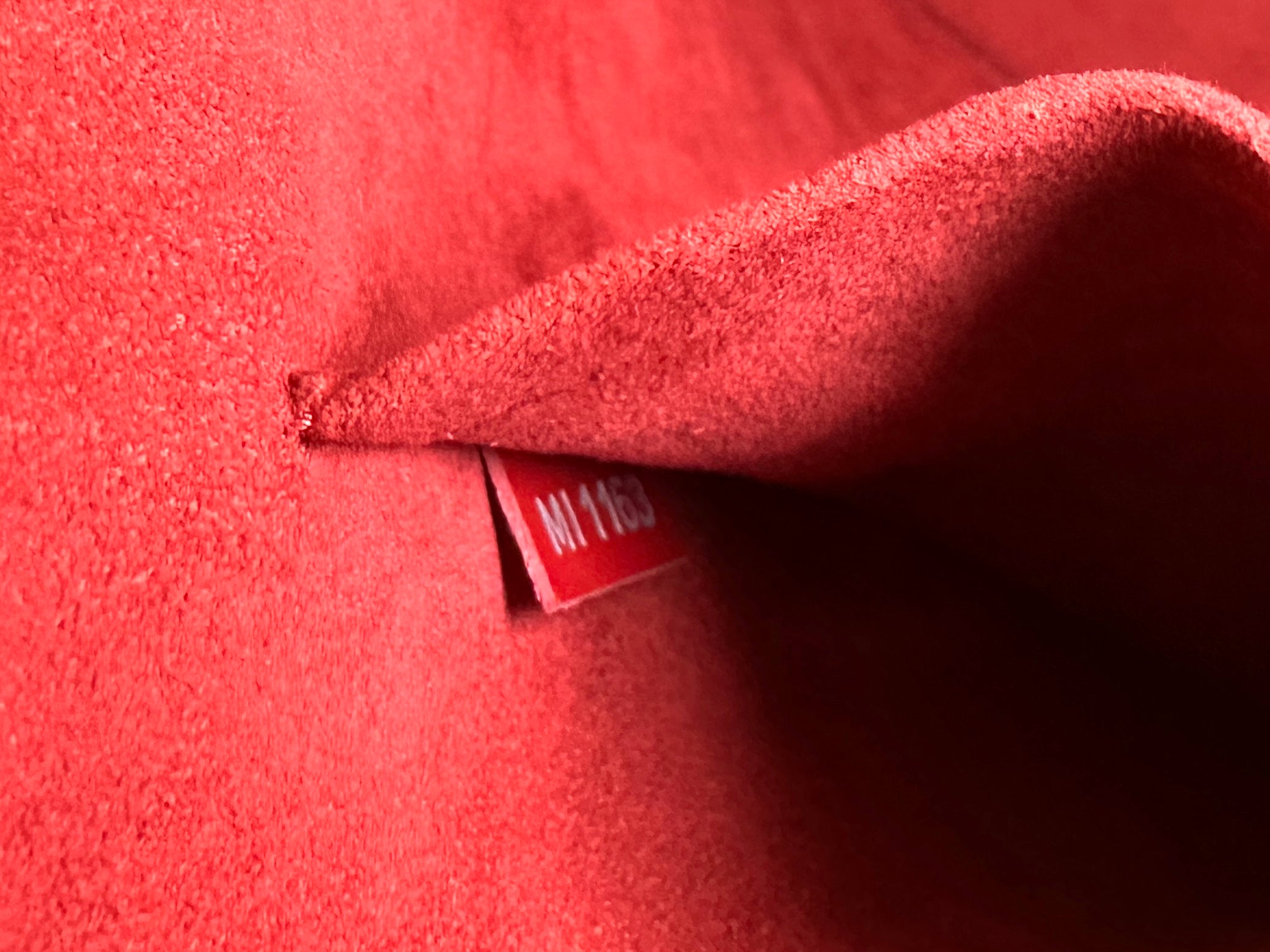 Louis Vuitton Alma Red Epi Leather Handle Bag LV2384