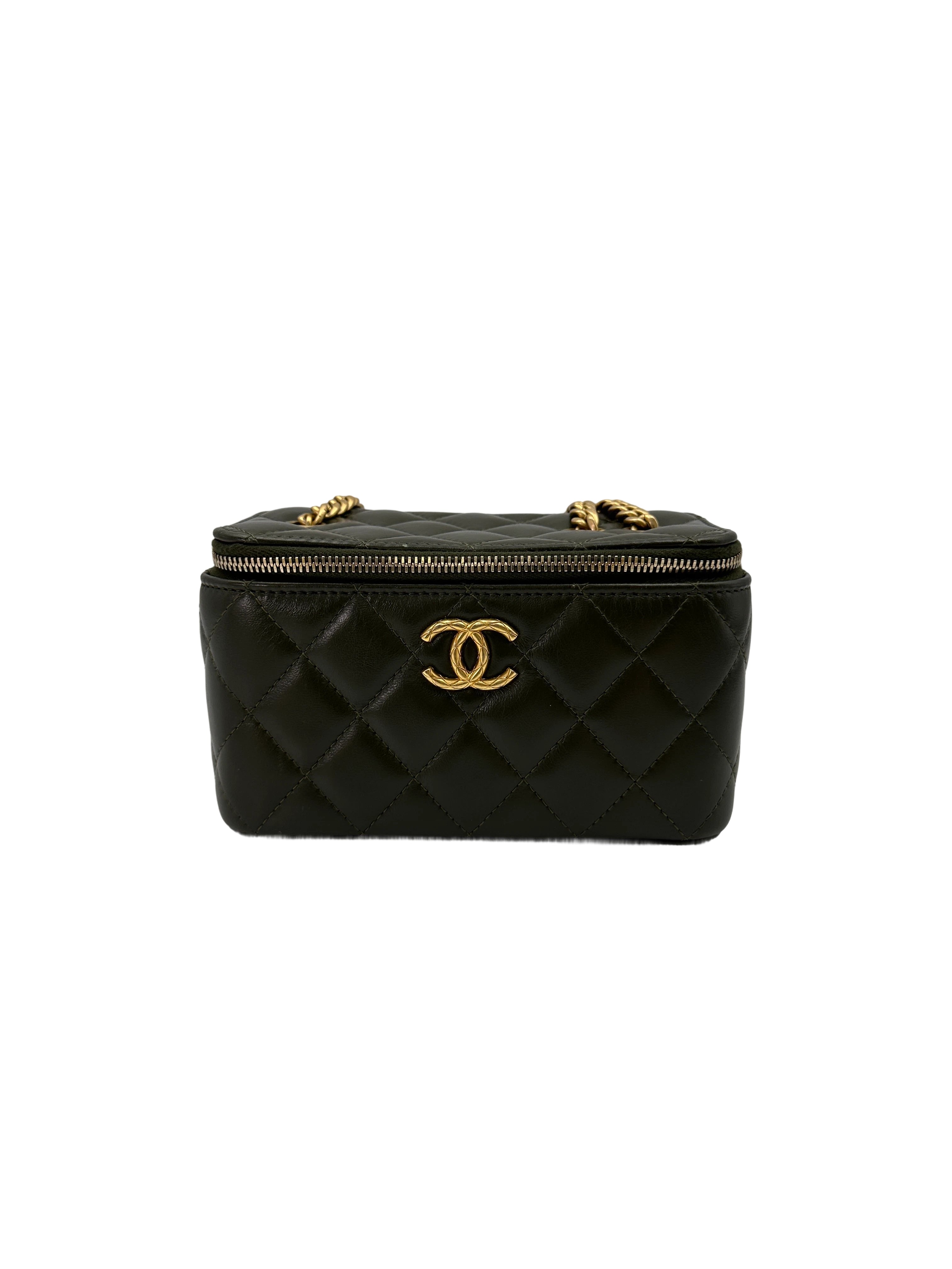 Chanel Green Quilted Leather Vanity Case With Gold Hardware(PJ***GA) IRIS133