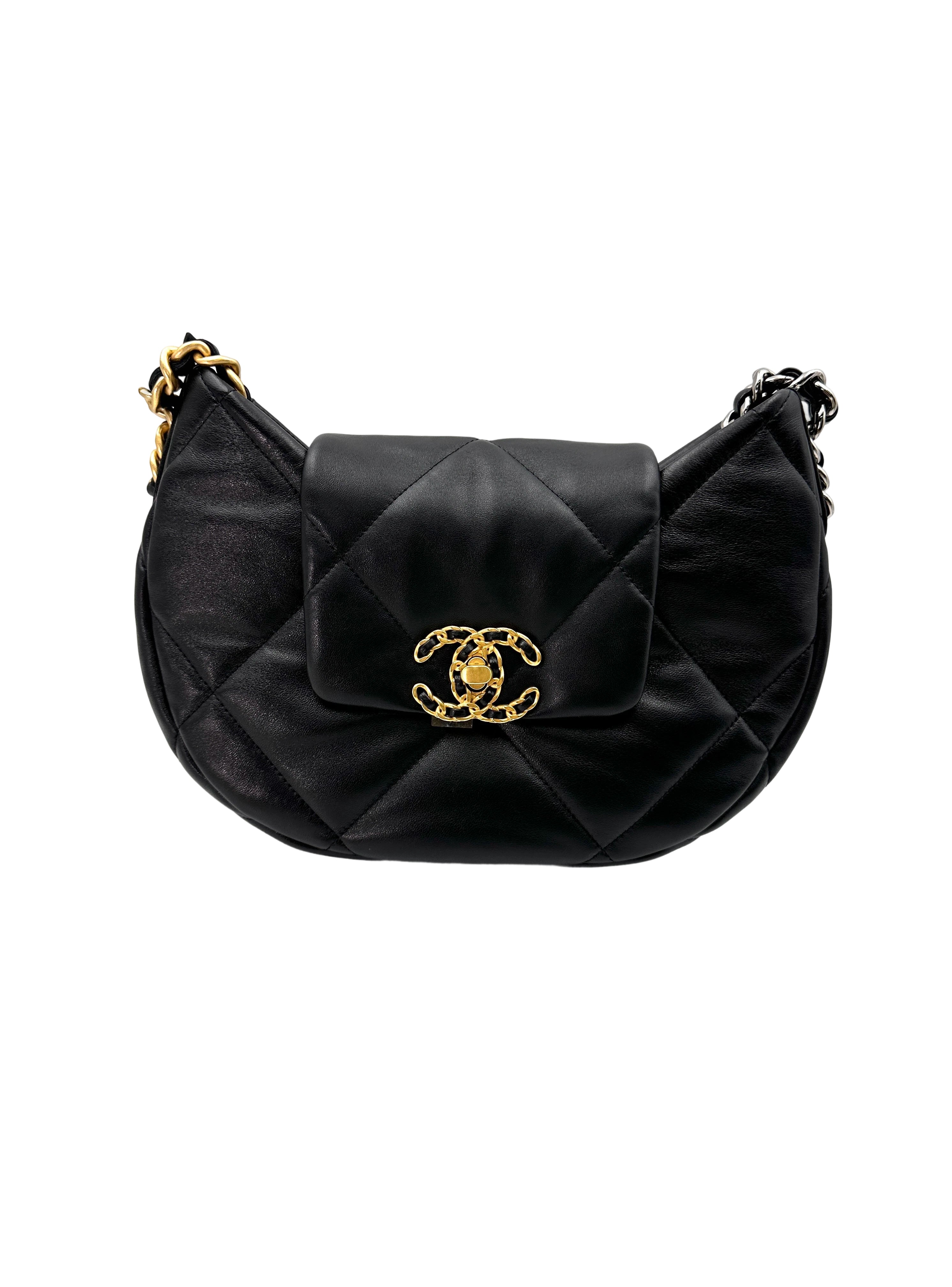 Chanel 24C 19 Black Quilted Hobo Flap Bag(P3***HJ) IRIS137
