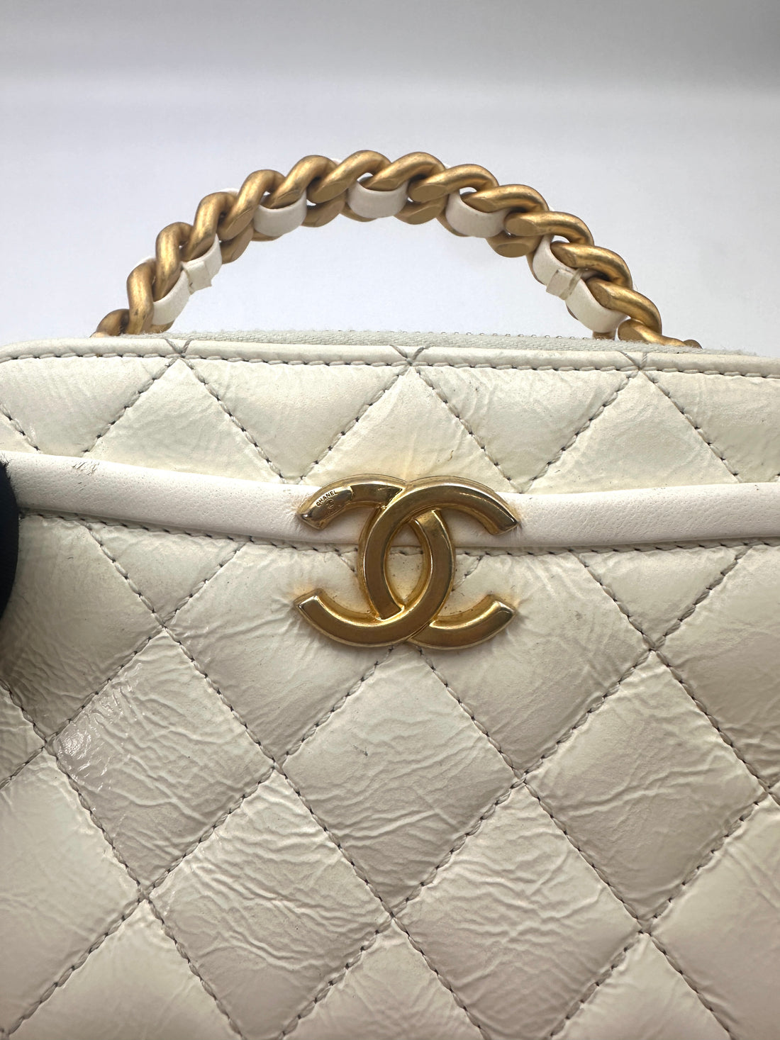 Chanel White Quilted Leather Top Handle Vanity Case With Gold Hardware(30***32) CC1699