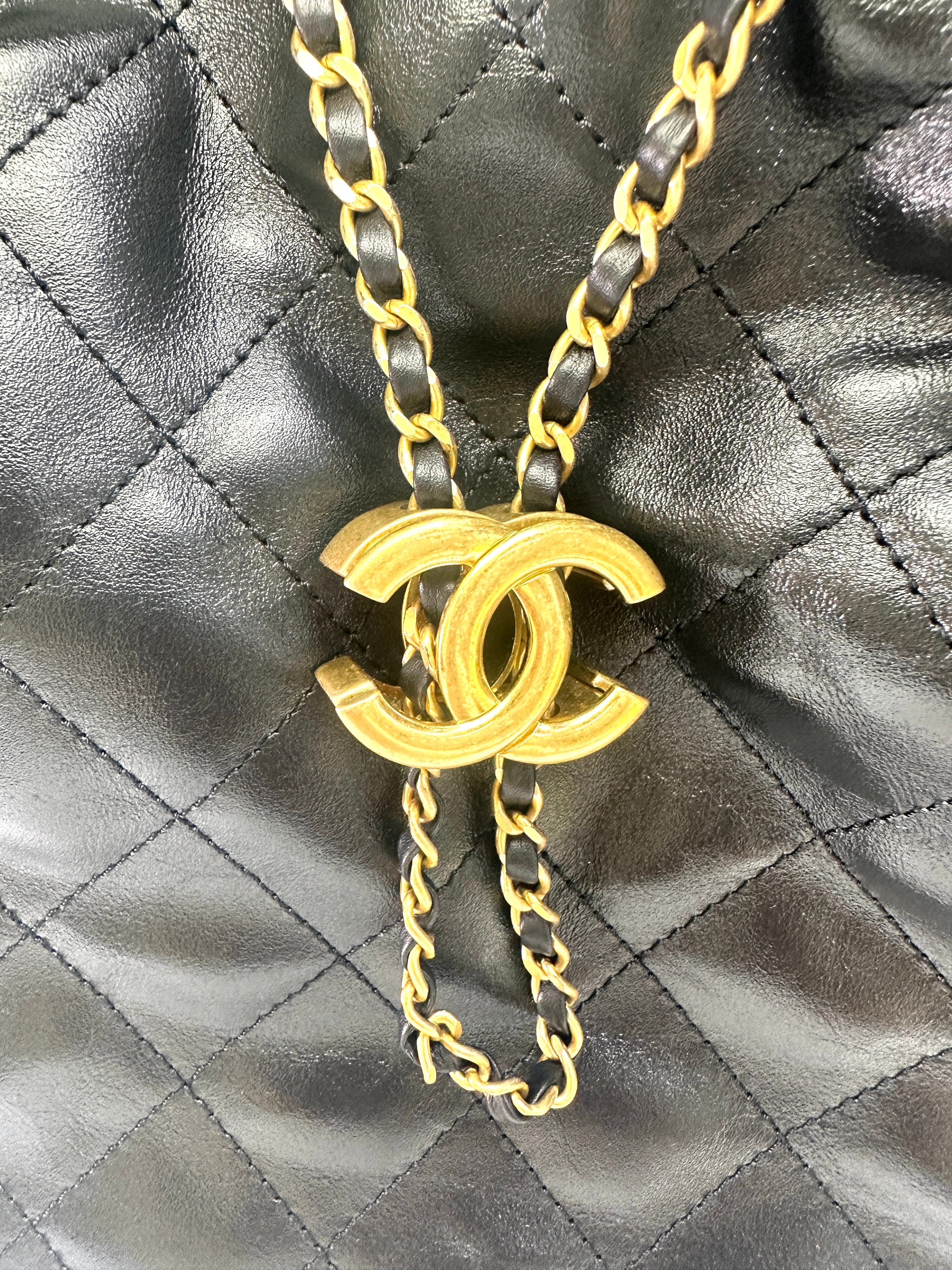 Chanel 25 Black Quilted Leather Medium Size Hobo Bag With Gold Hardware(T3***41) CC1700