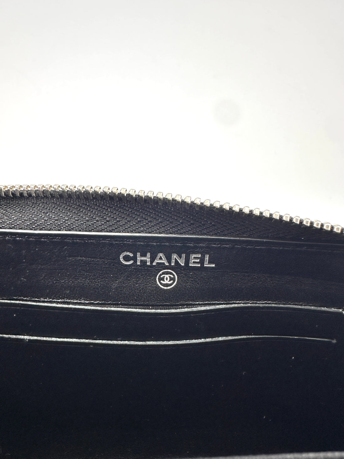 Chanel Black Chevron Quilted Leather Long Zipped Wallet(25***73) CC1708