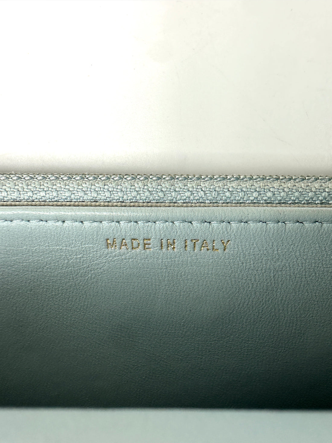 Chanel 22P Light Blue Quilted Lambskin Wallet On Chain(XL***XJ) IRIS139