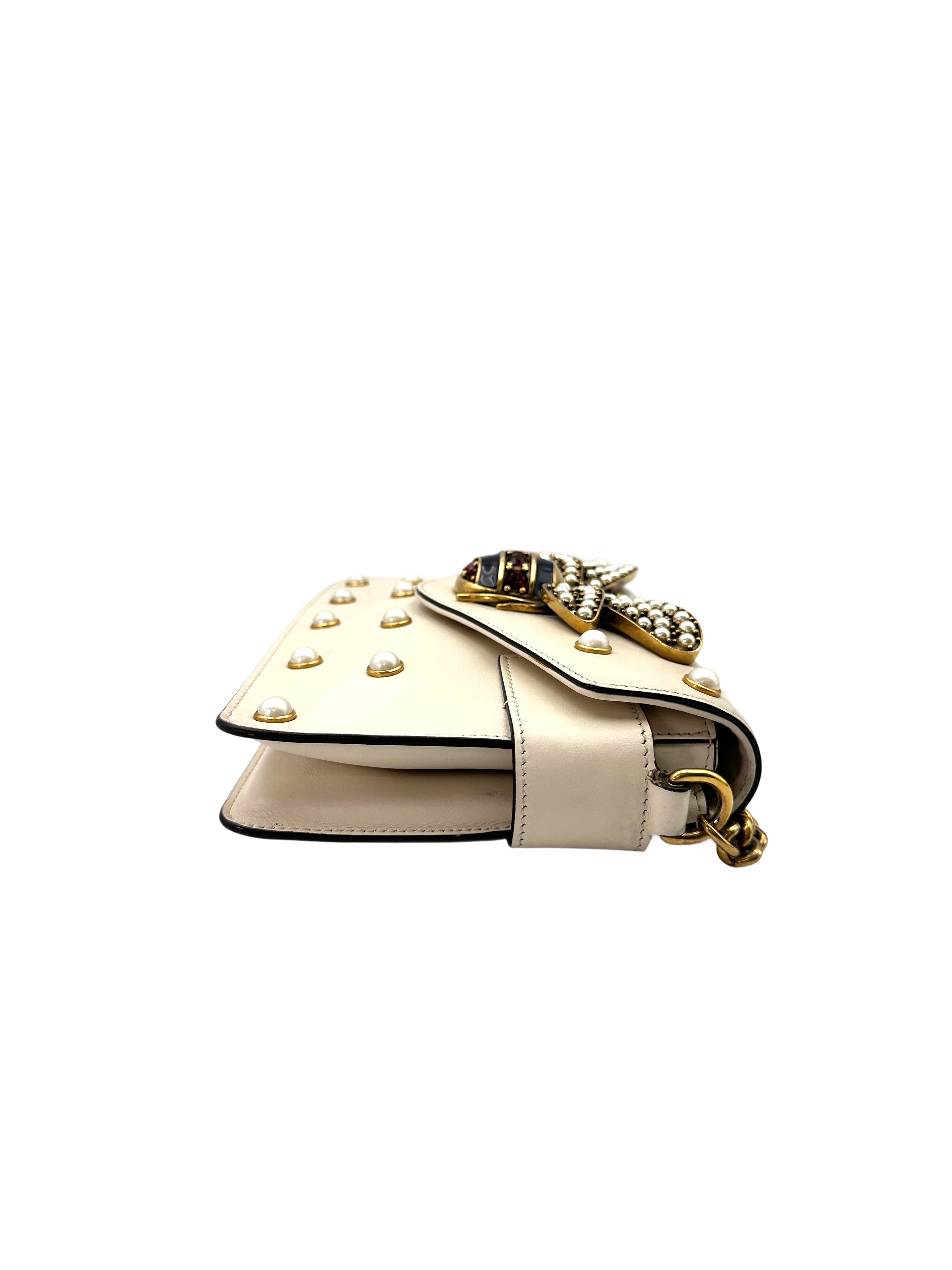 Gucci Queen Margaret Broadway Bee White Leather Pearl Studded Shoulder Bag GG833