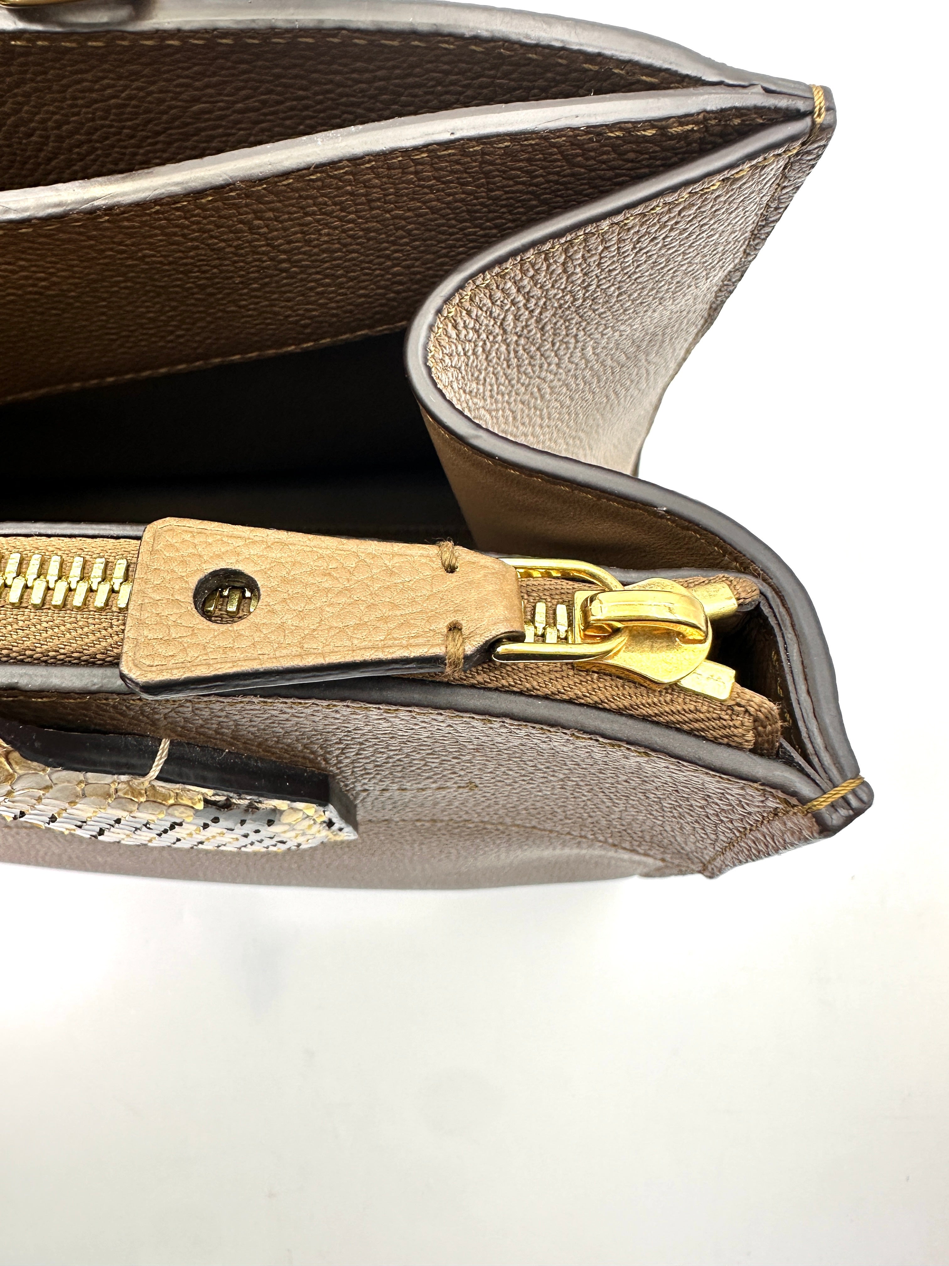 Louis Vuitton City Steamer MM Beige Taurillon Leather & Python Trim Handle Bag LV2389