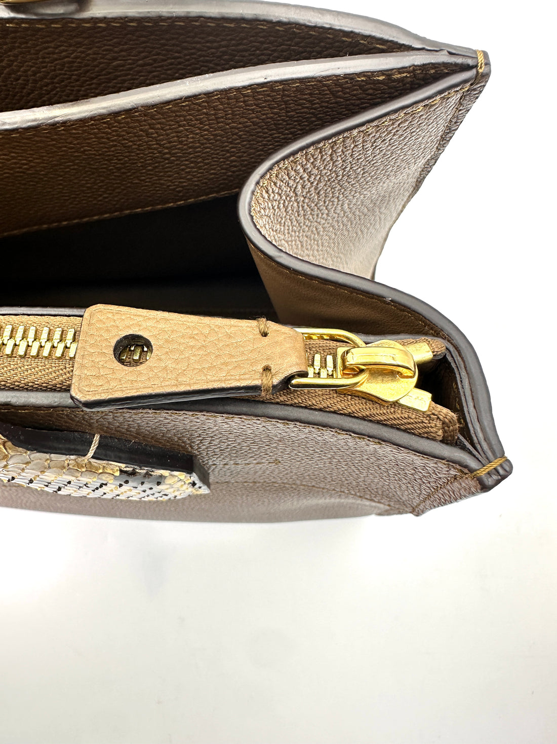 Louis Vuitton City Steamer MM Beige Taurillon Leather & Python Trim Handle Bag LV2389