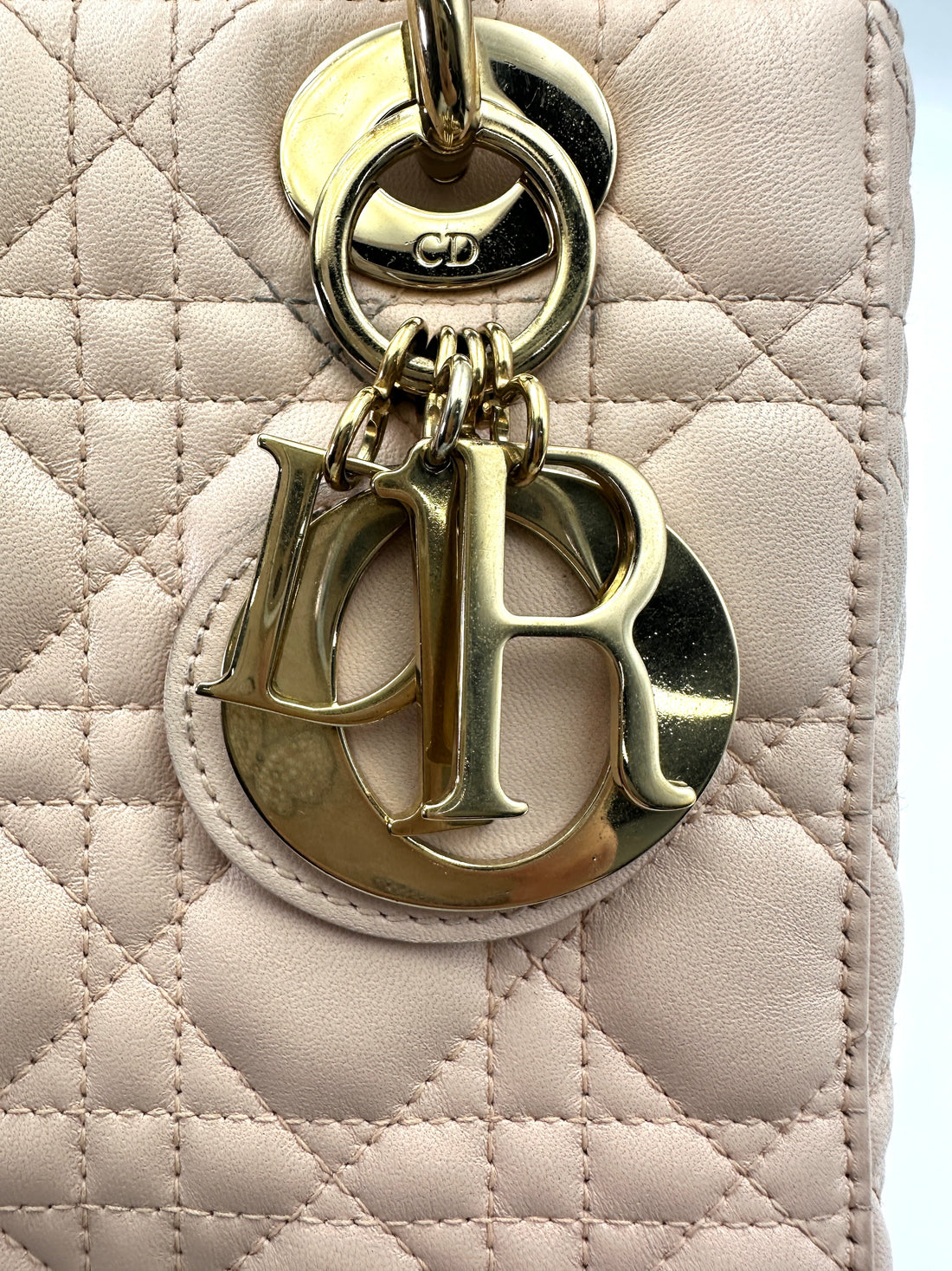 Christian Dior Lady Dior Pink Cannage Leather Handle Bag With  Customizable Shoulder Strap DR654