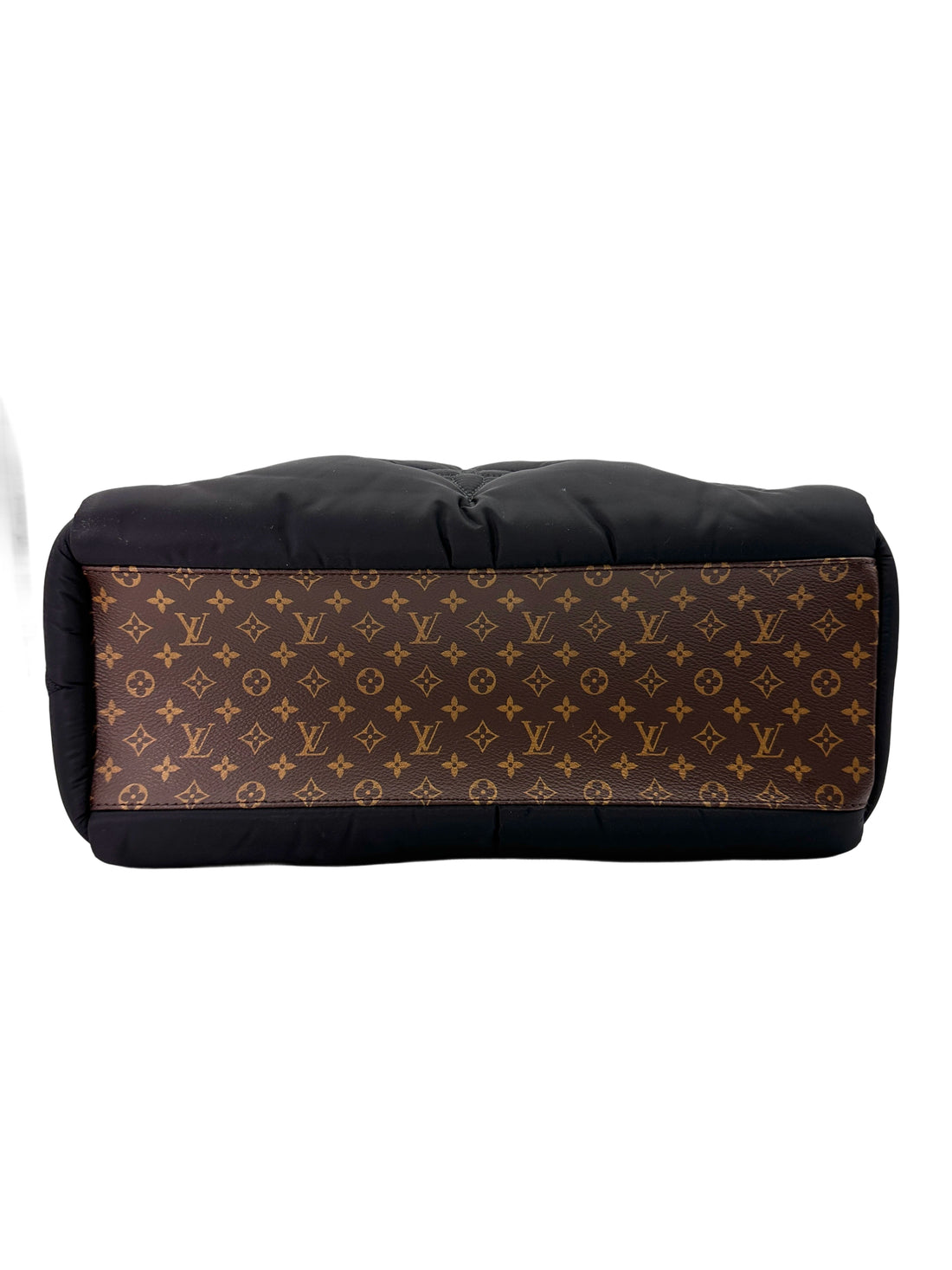 Louis Vuitton Pillow OnTheGo Black Econyl Monogram Puffer Handle Bag LV2395