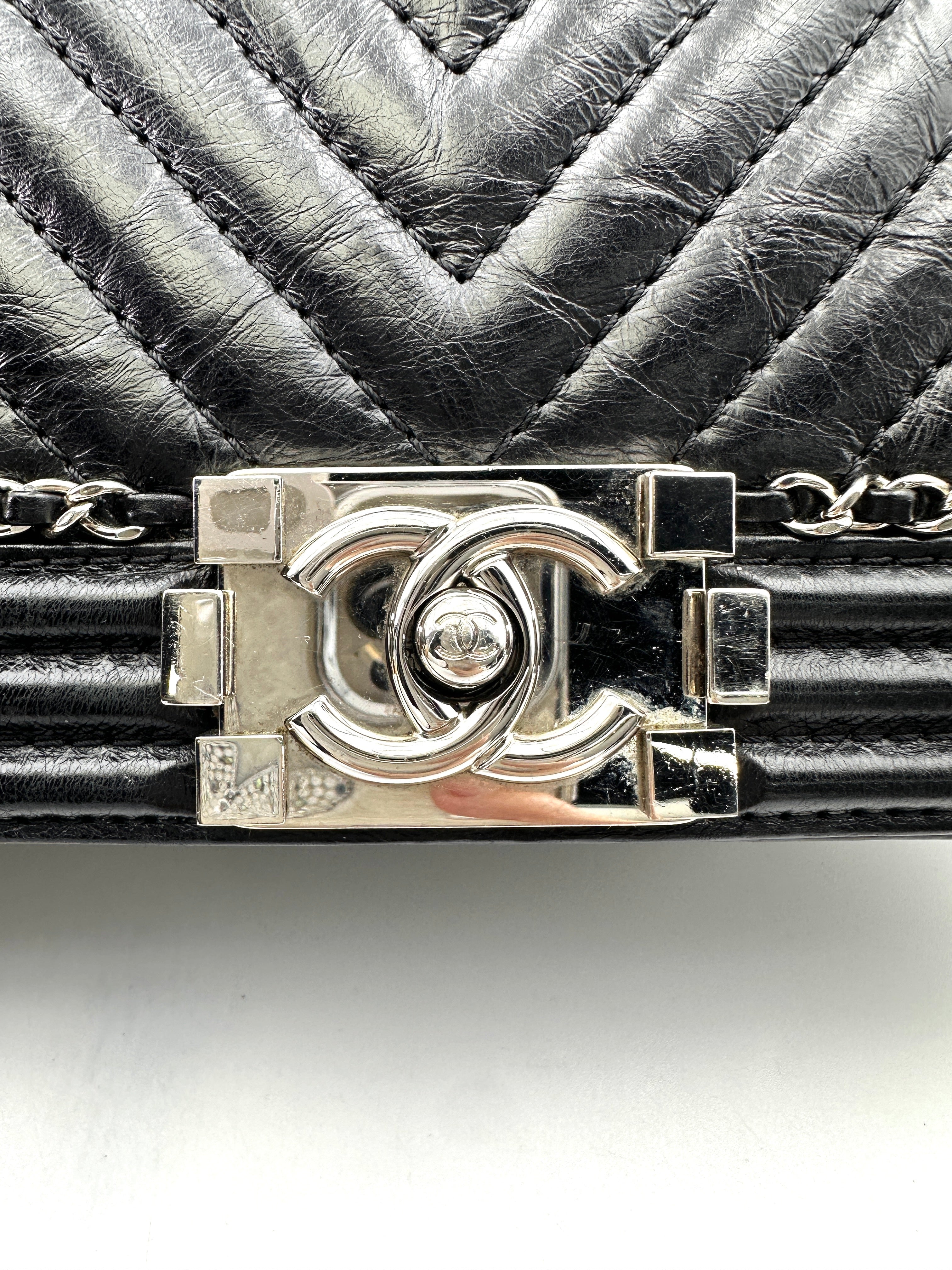 Chanel LeBoy Black Chevron Quilted Leather Chain Around Flap Bag With Silver Buckle(24***18) CC1720