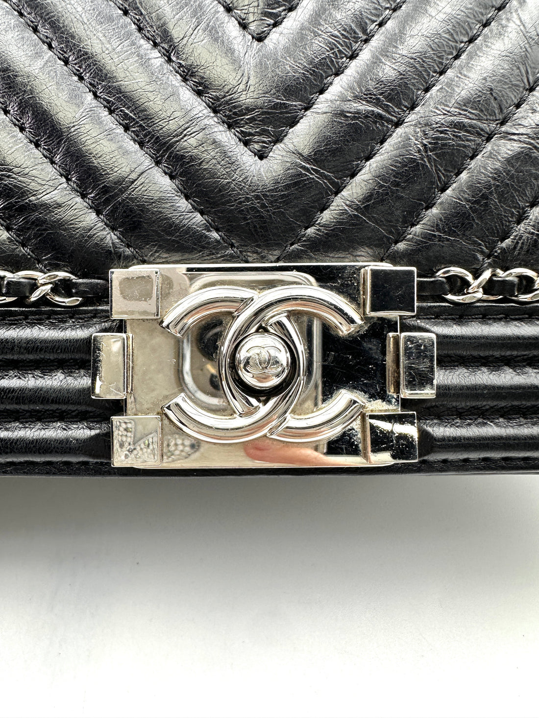 Chanel LeBoy Black Chevron Quilted Leather Chain Around Flap Bag With Silver Buckle(24***18) CC1720