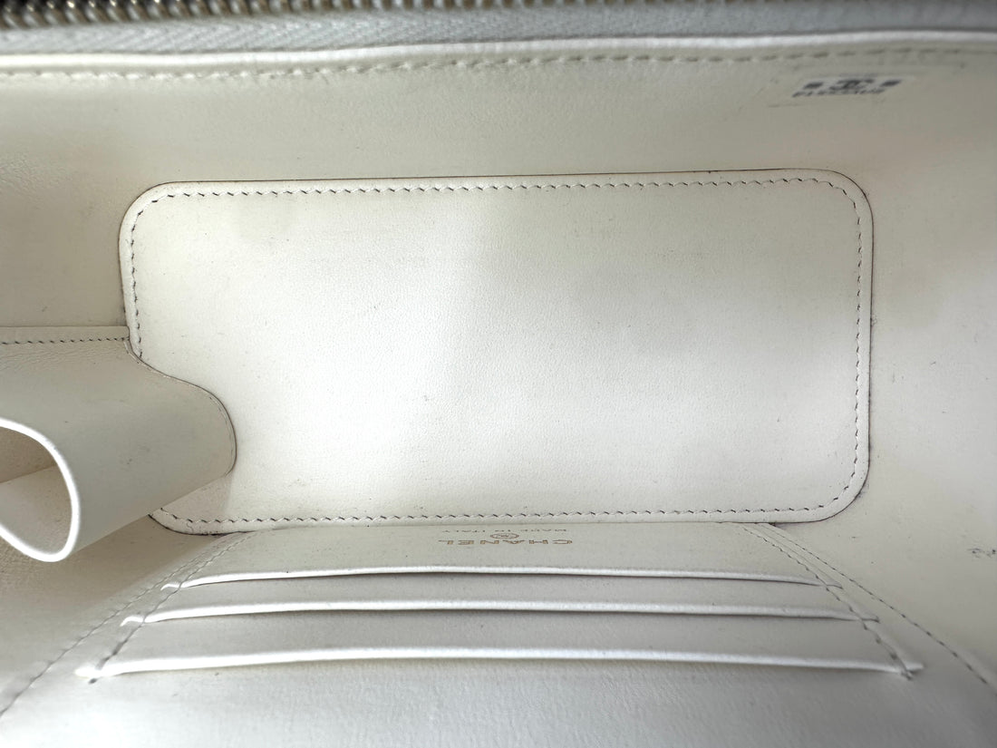 Chanel White Quilted Calfskin Vanity Case With Gold Hardware(E1***U2) CC1723