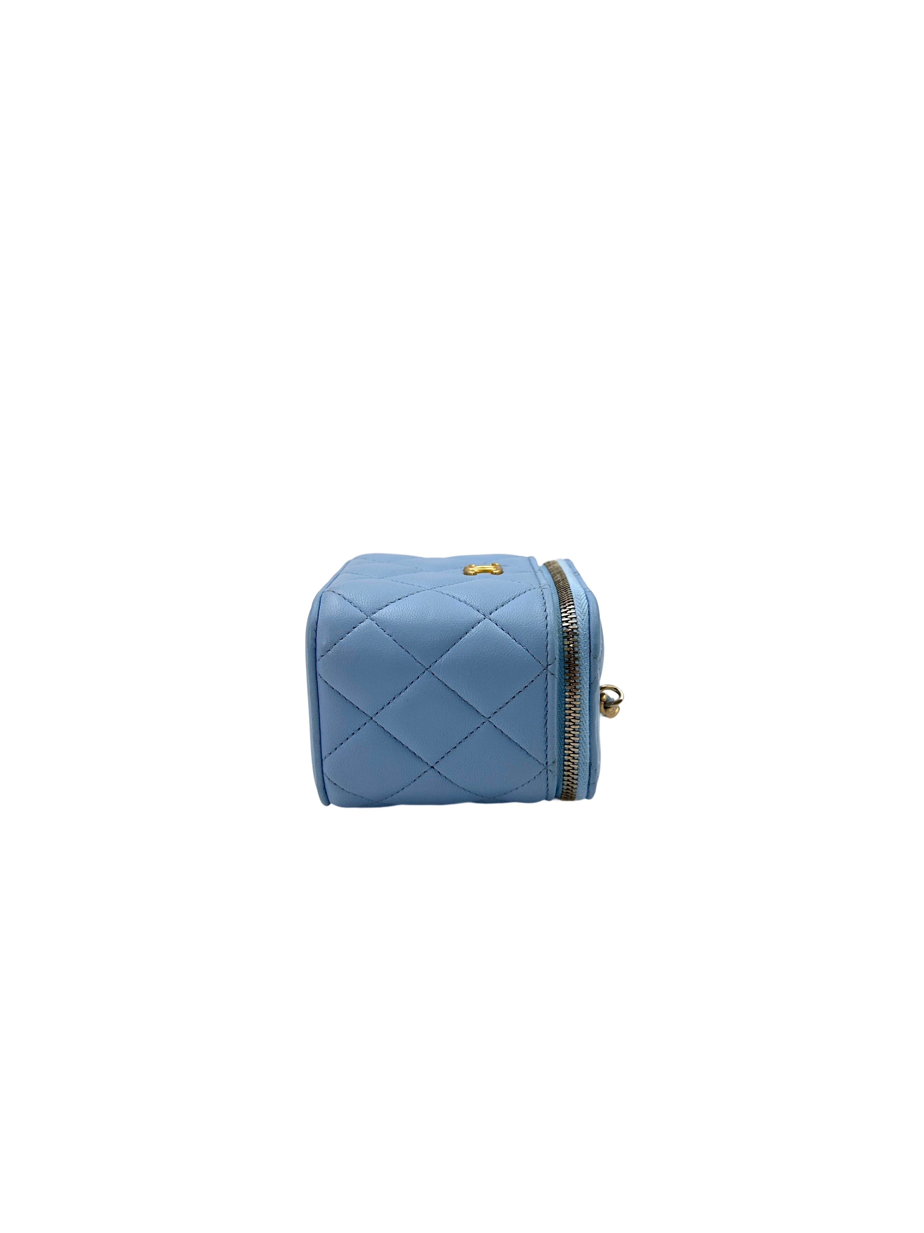 Chanel 22S Blue Quited Lambskin Vanity Case With Gold Hardware(31***39) CC1722