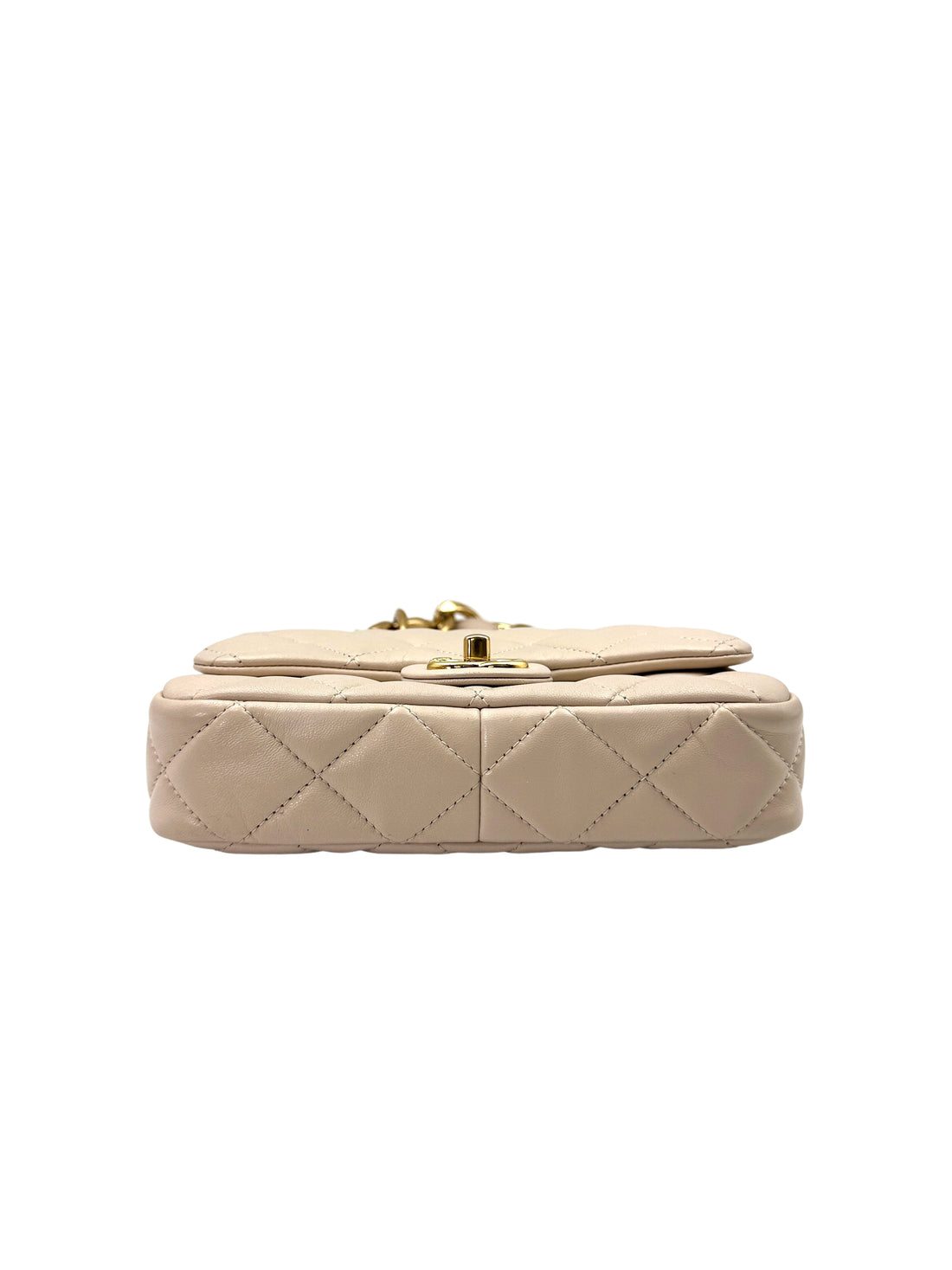 Chanel 23P Beige Quilted Leather Flap Bag With Gold Hardware(J8***31) IRIS144