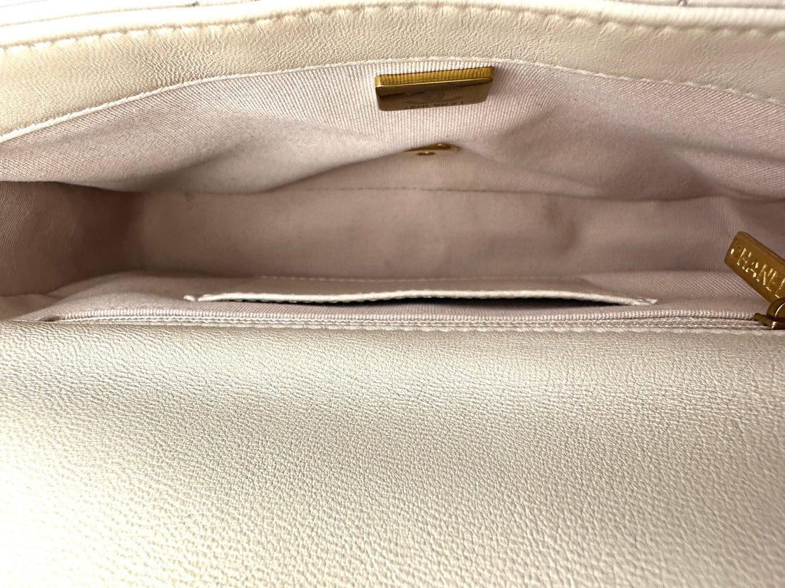 Chanel 23P Beige Quilted Leather Flap Bag With Gold Hardware(J8***31) IRIS144