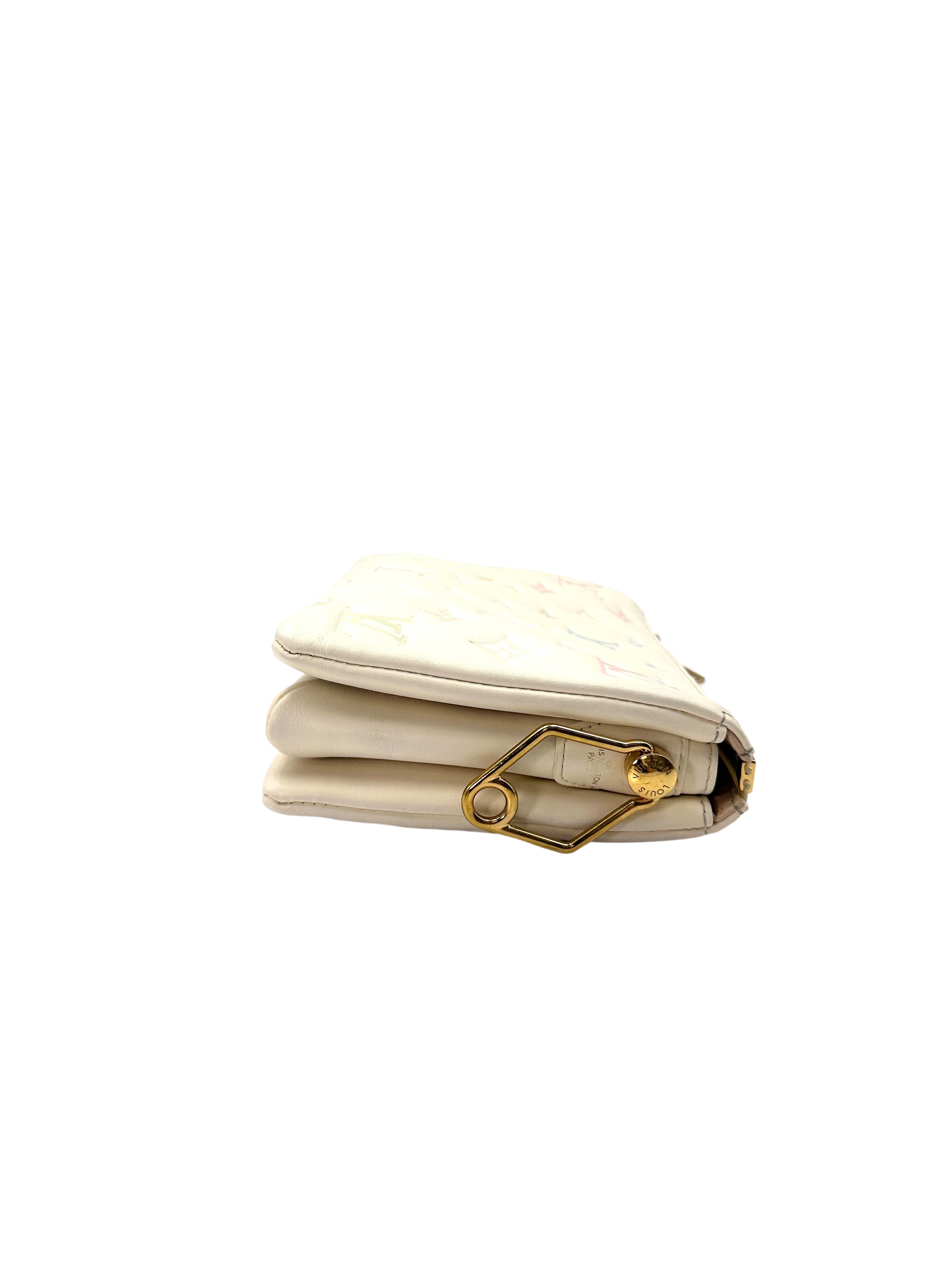Louis Vuitton Coussin Milky Way White Monogram Embossed Puffy Leather Shoulder Bag LV2401