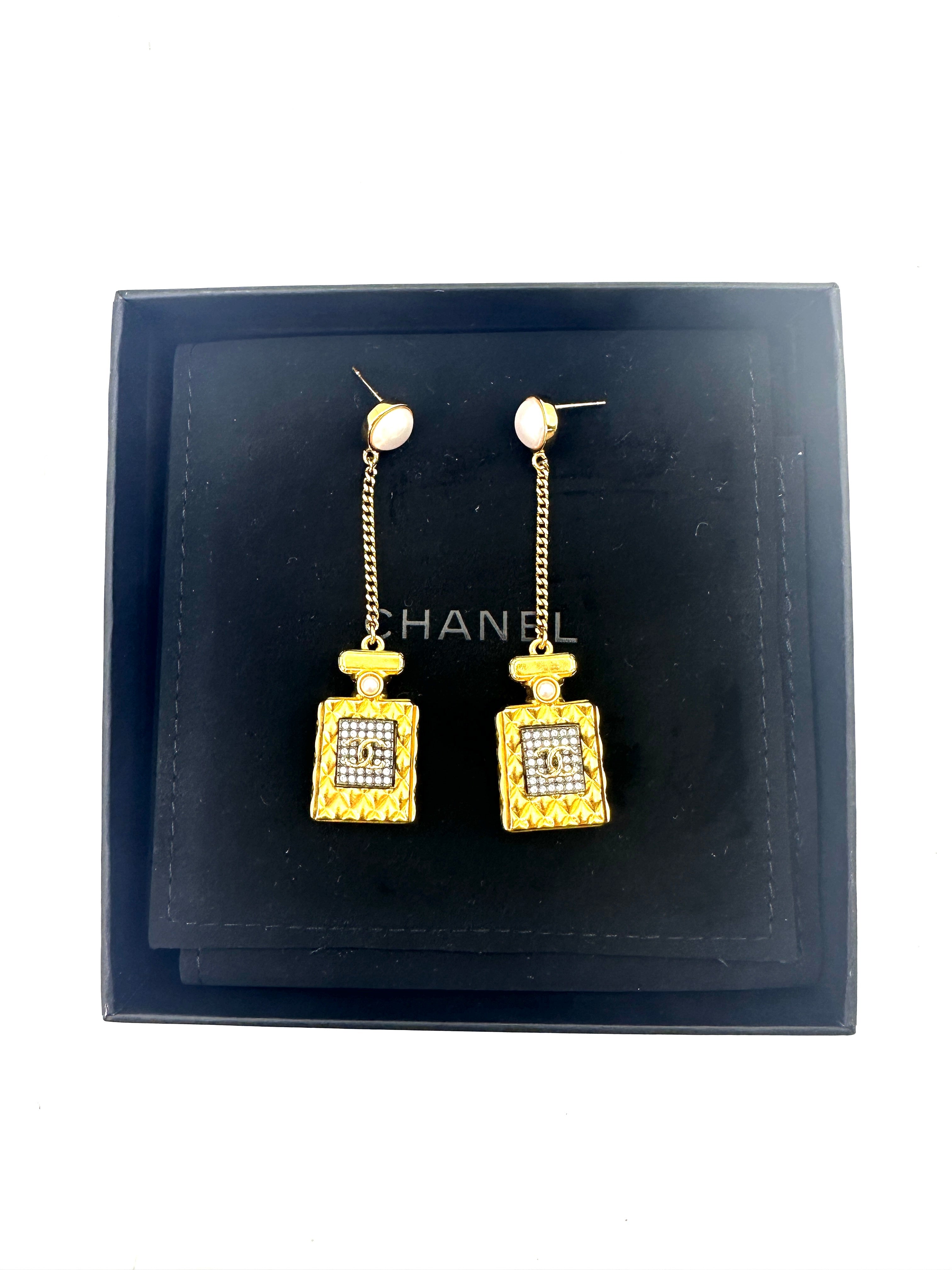 Chanel 21V Metal Crystal Pearl No.5 Perfume Bottle Chain Drop Earrings CC1732