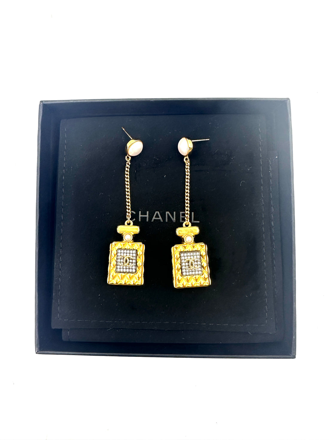 Chanel 21V Metal Crystal Pearl No.5 Perfume Bottle Chain Drop Earrings CC1732