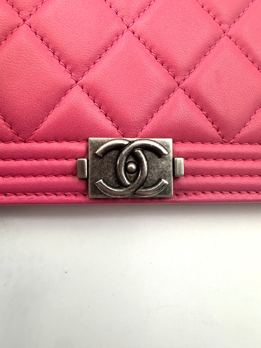 Chanel LeBoy Pink Quilted Leather Wallet With Aged Silver Buckle(19***91) CC1739