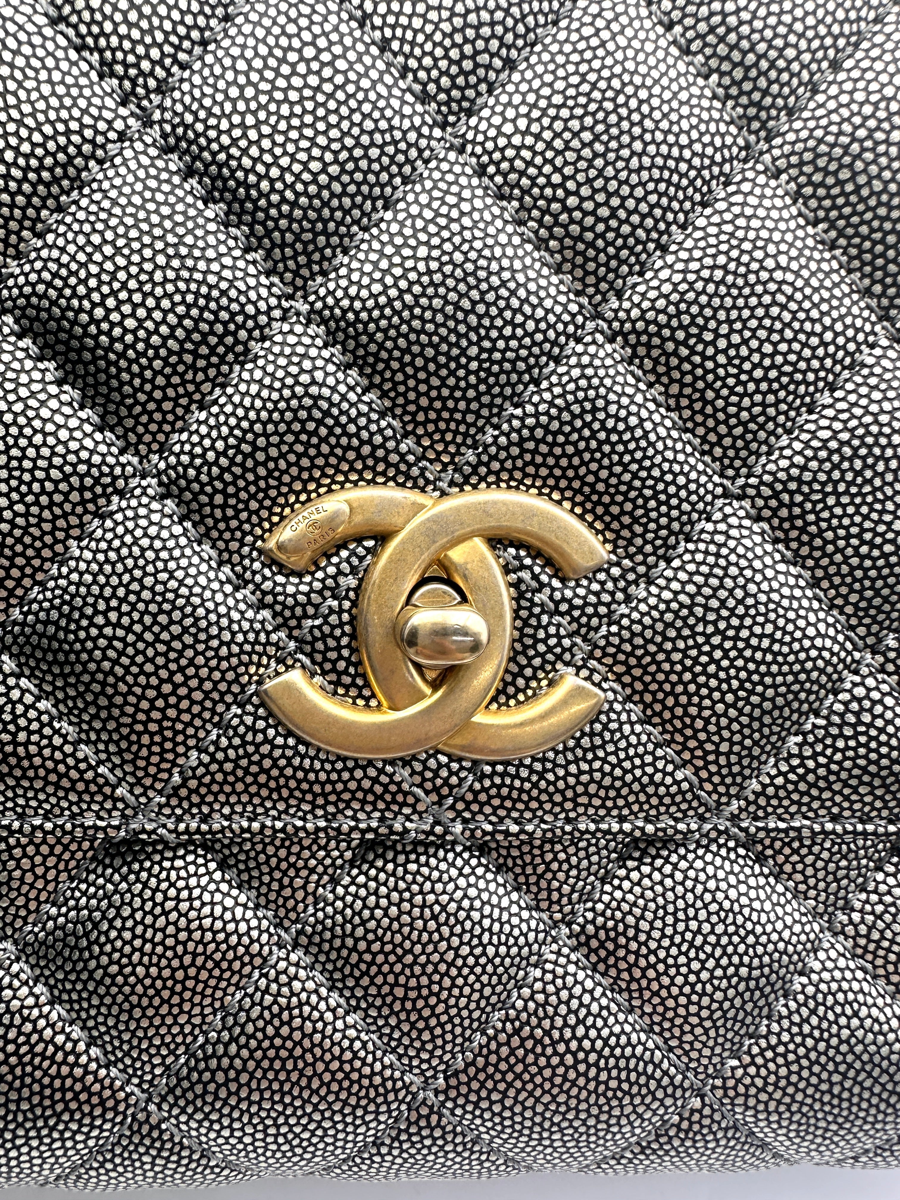 Chanel CoCo Handle Silver Quilted Leather Medium Size Shoulder Bag(28***56) IRIS143