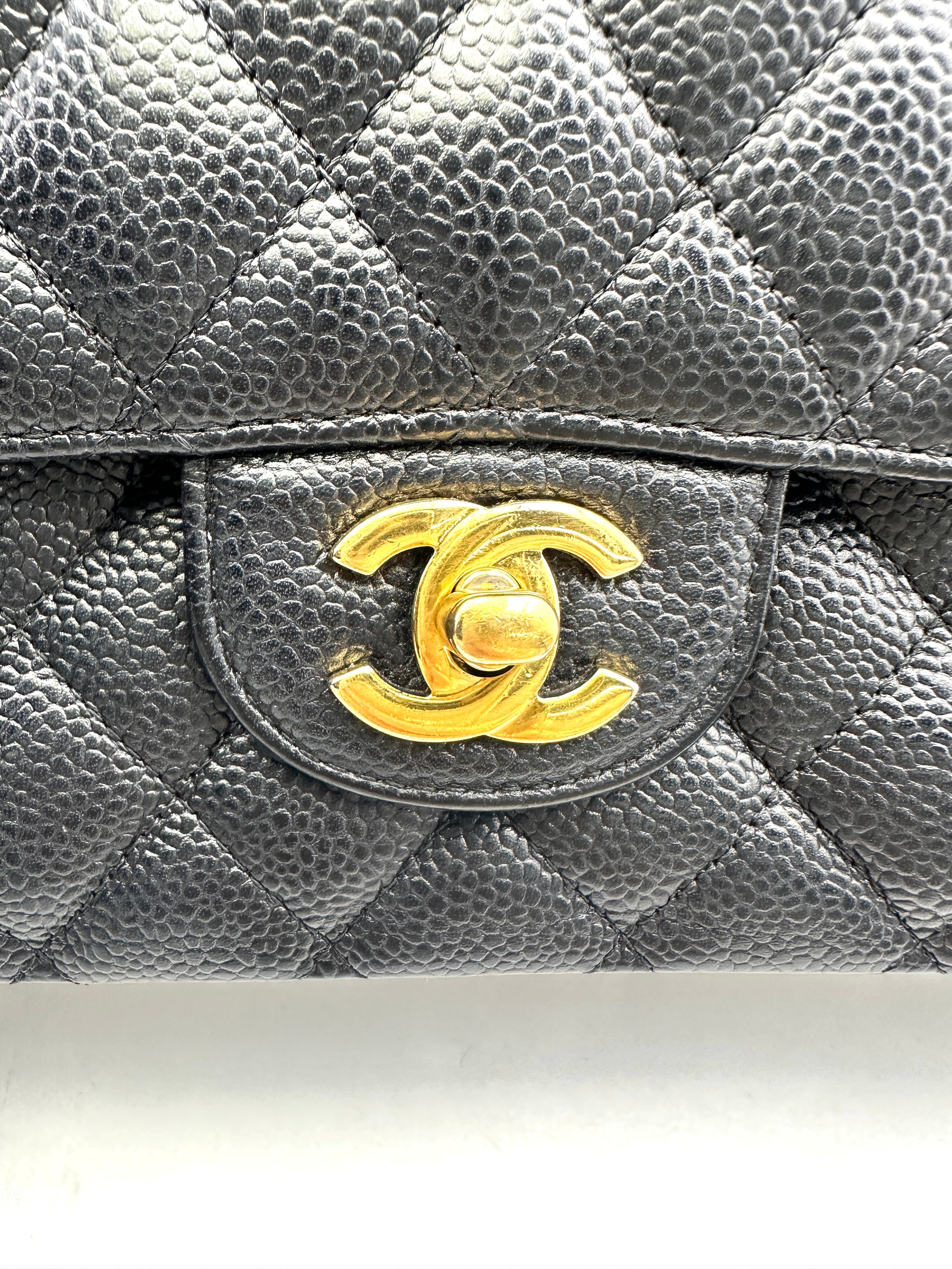 Chanel Classic Flap Black Quilted Calfskin Medium Size Shoulder Bag With Gold Hardware(18***62) CC1740