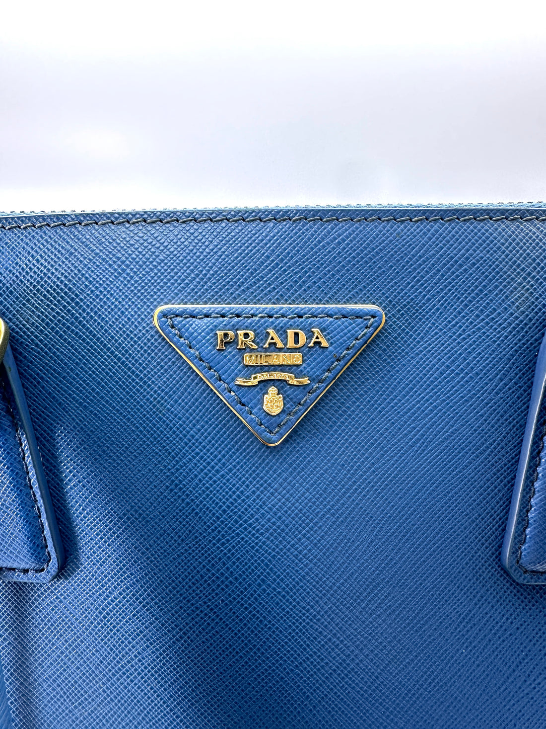Prada Galleria Blue Saffiano Leather Medium Size Handle Bag PR255