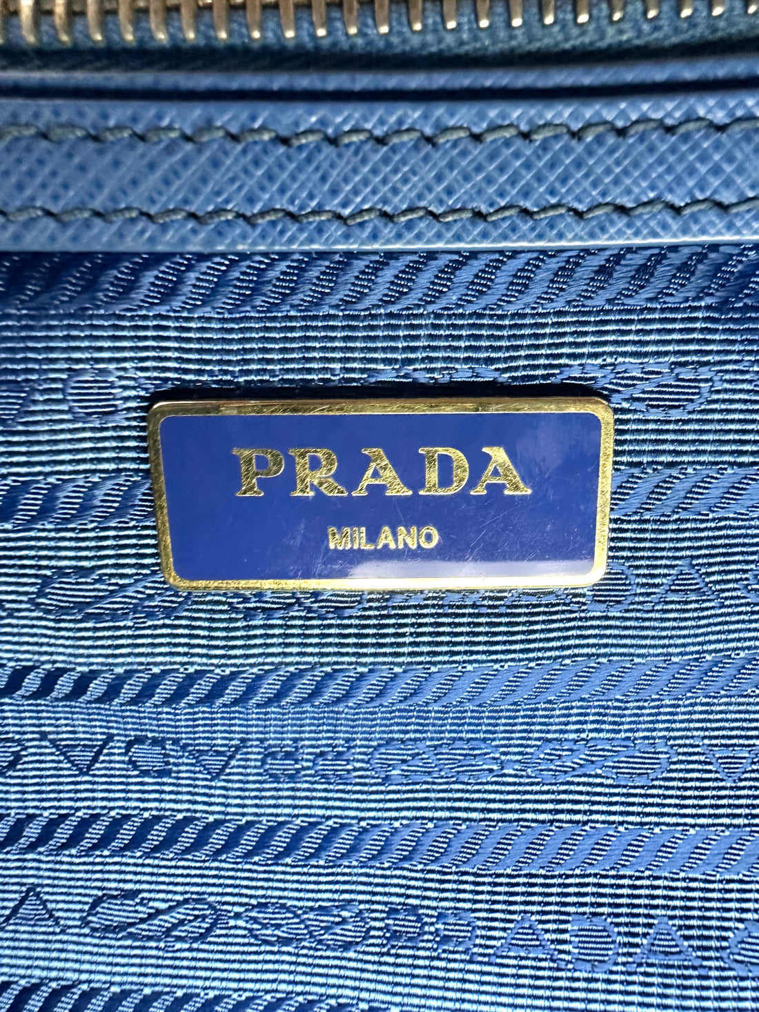 Prada Galleria Blue Saffiano Leather Medium Size Handle Bag PR255