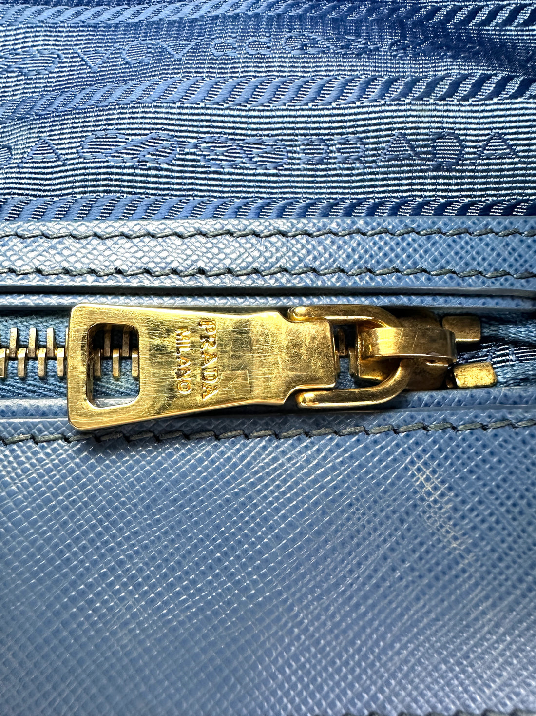 Prada Galleria Blue Saffiano Leather Medium Size Handle Bag PR255