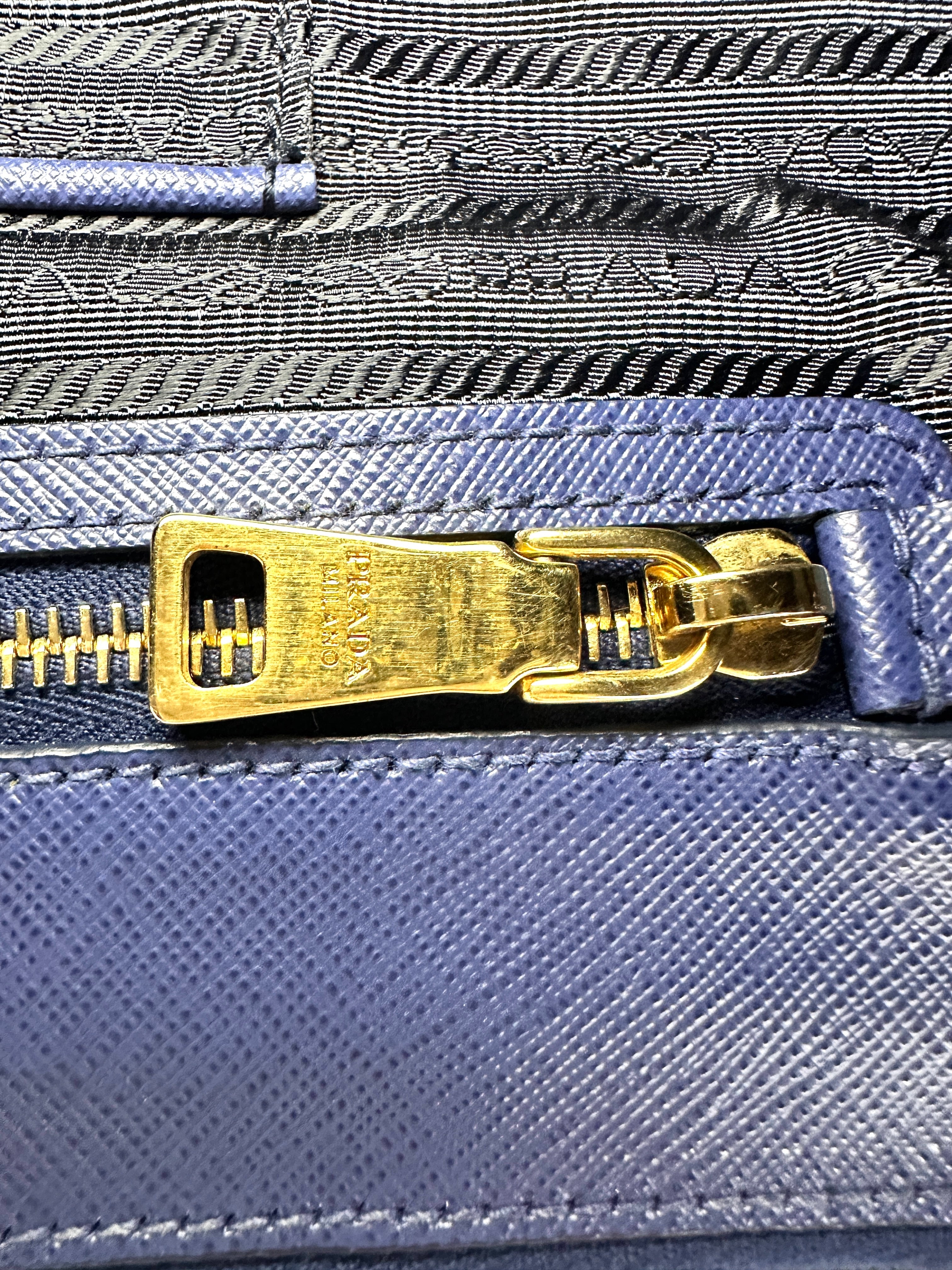 Prada Galleria Navy Saffiano Leather Large Size Handle Bag PR256