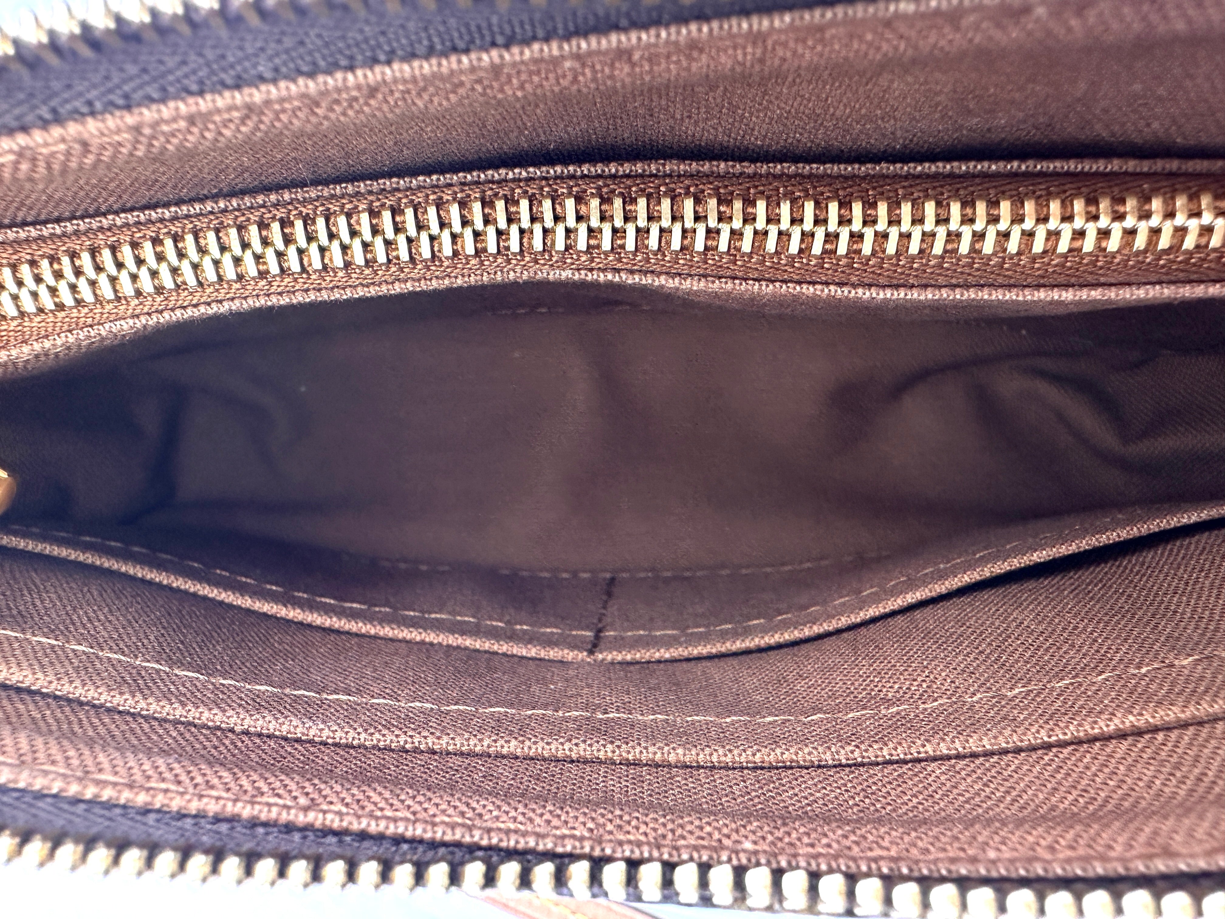 Louis Vuitton Monogram Canvas Pochette Accessoires LV2409