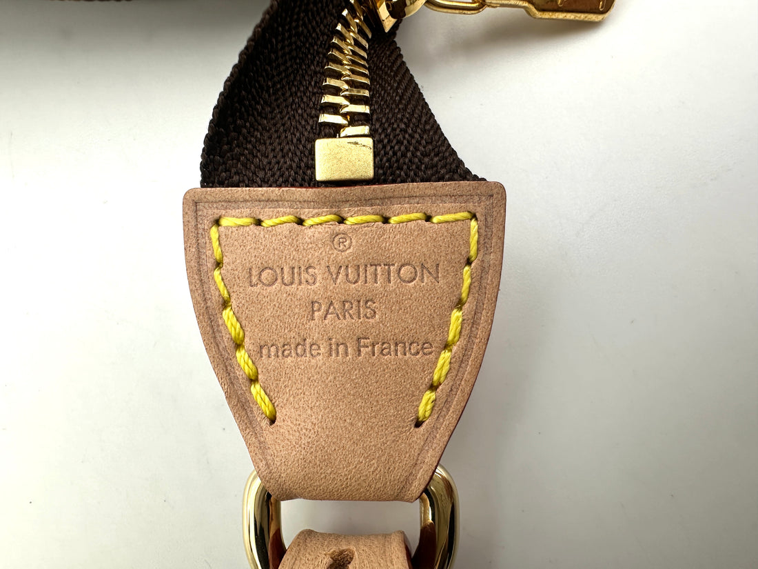 Louis Vuitton Monogram Canvas Pochette Accessoires LV2409