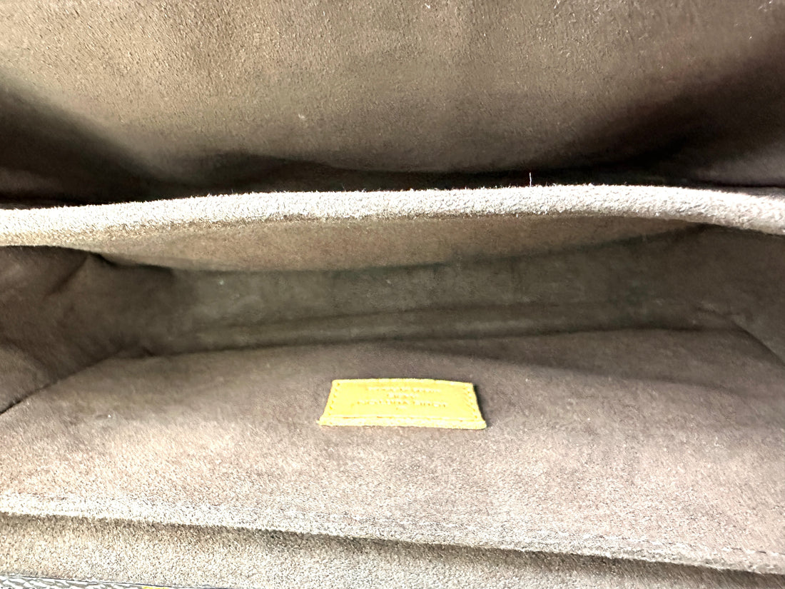 Louis Vuitton Monogram Canvas Pochette Metis LV2415