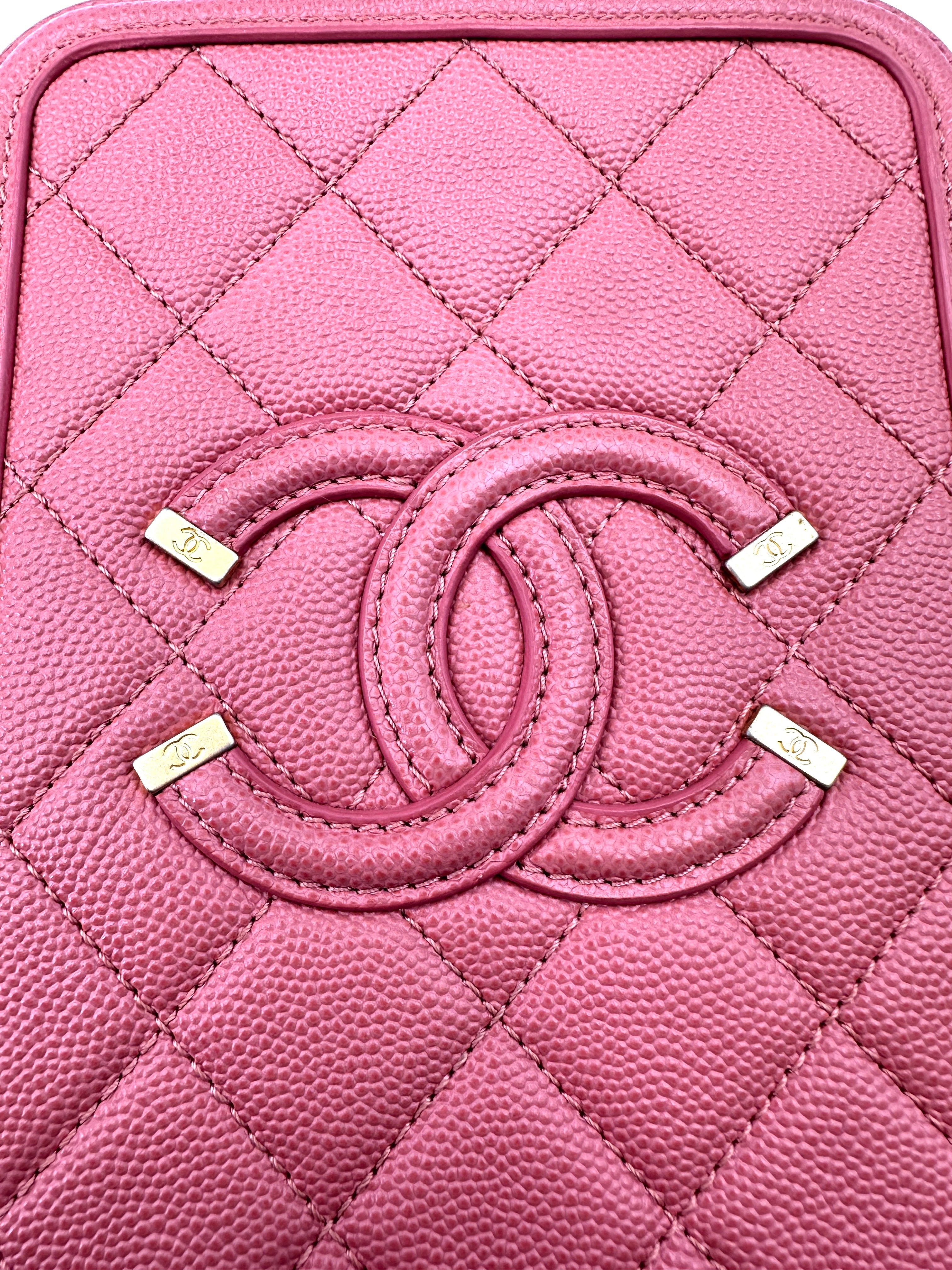 Chanel CC Filigree Pink Quilted Leather Vertical Vanity Case(28***17) CC1743