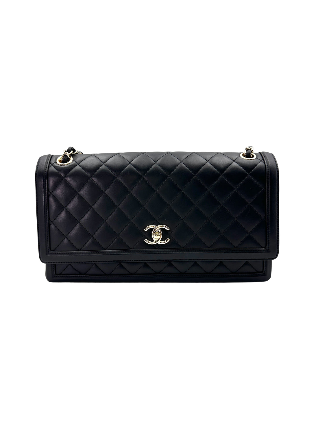 Chanel Classic Flap Black Quilted Lambskin Shoulder Bag(22***88) IRIS152