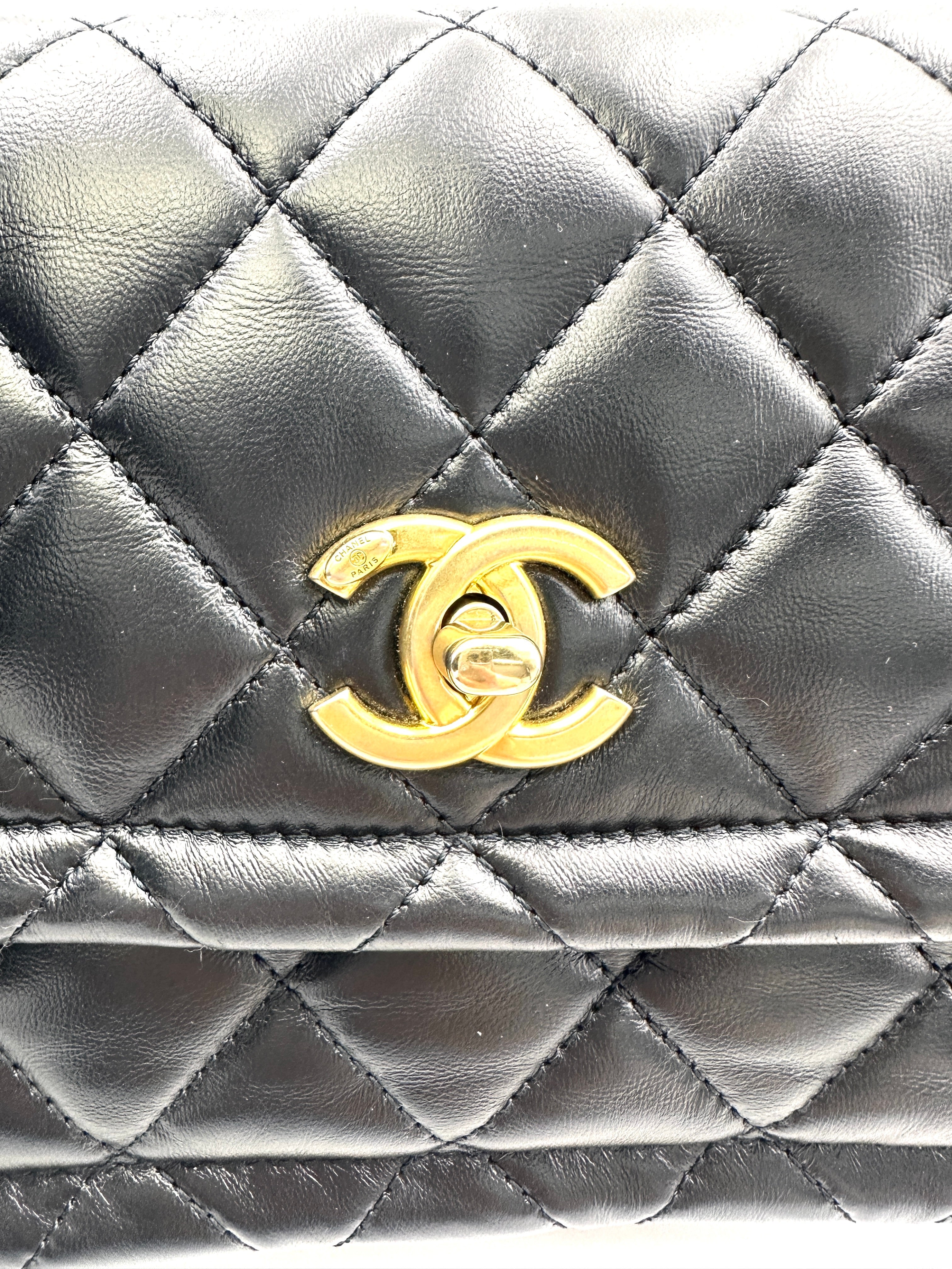 Chanel Black Shiny Quilted Lambskin Button On Top Flap Bag(30***36) IRIS149