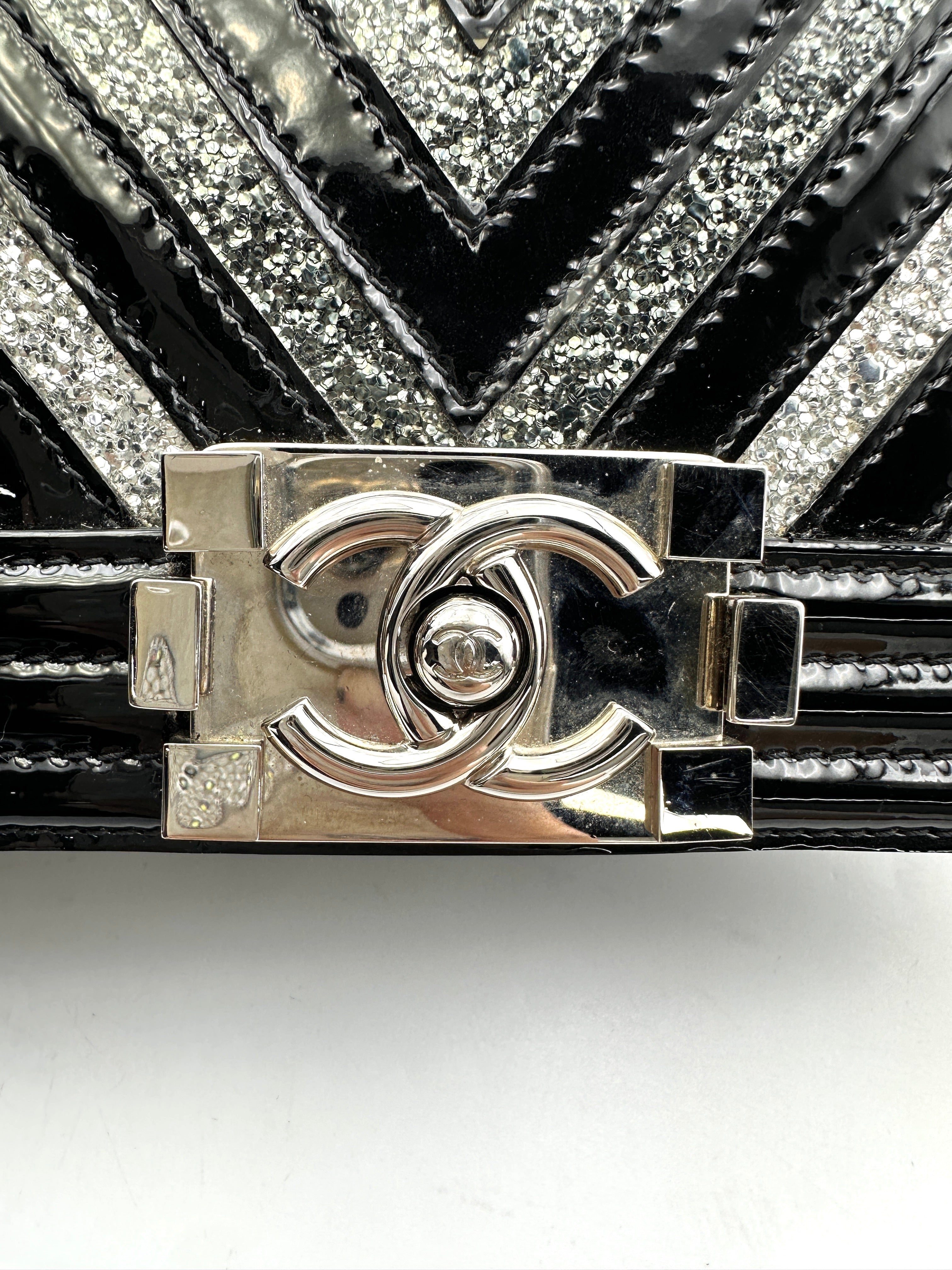Chanel LeBoy Black Patent Glitter PVC Chevron Quilted Small Size Flap Bag With Silver Buckle(24***98) CC1748
