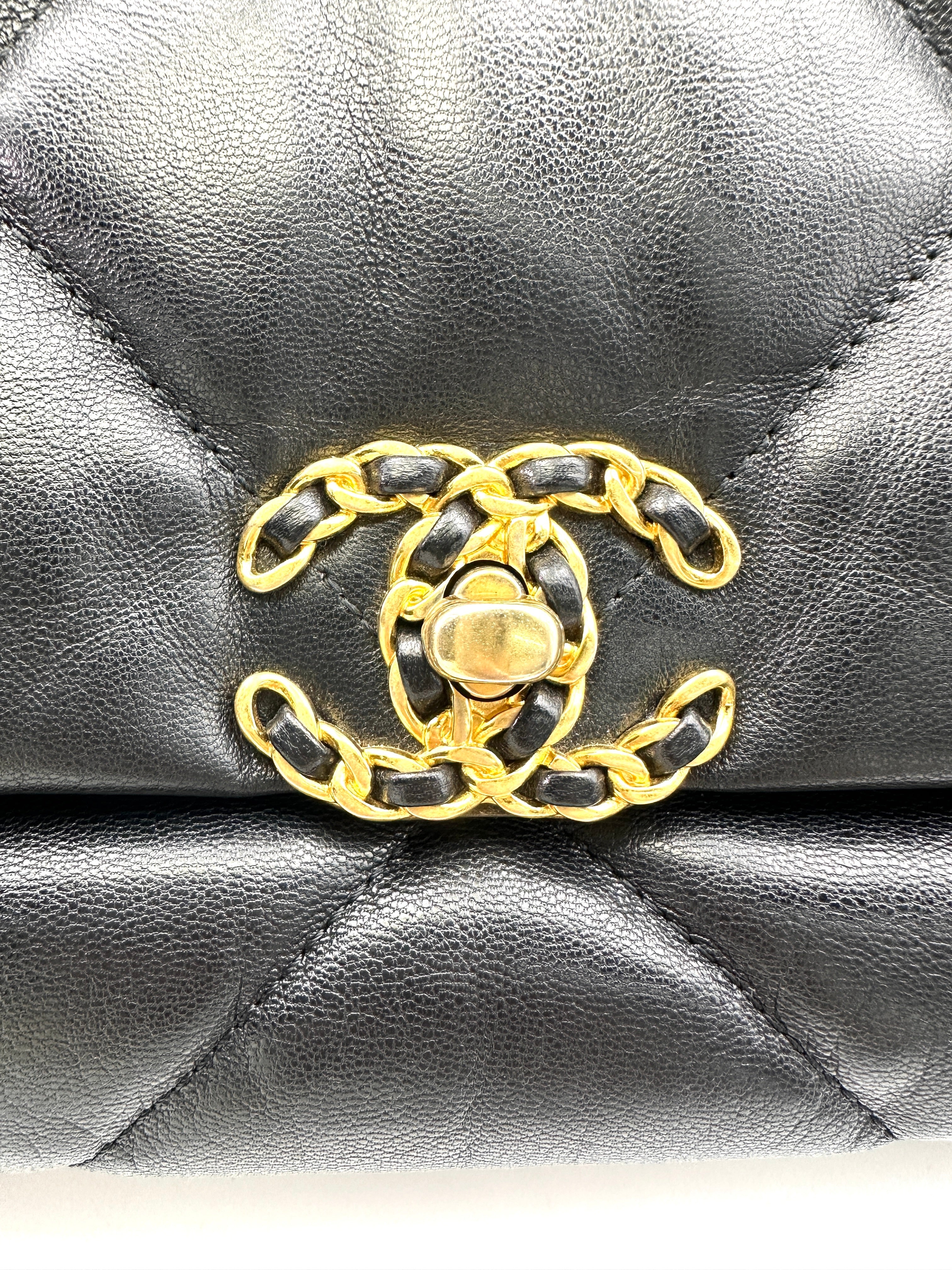 Chanel 19Bag Black Quilted Leather Flap Bag With Gold Hardware(30***19) CC1752