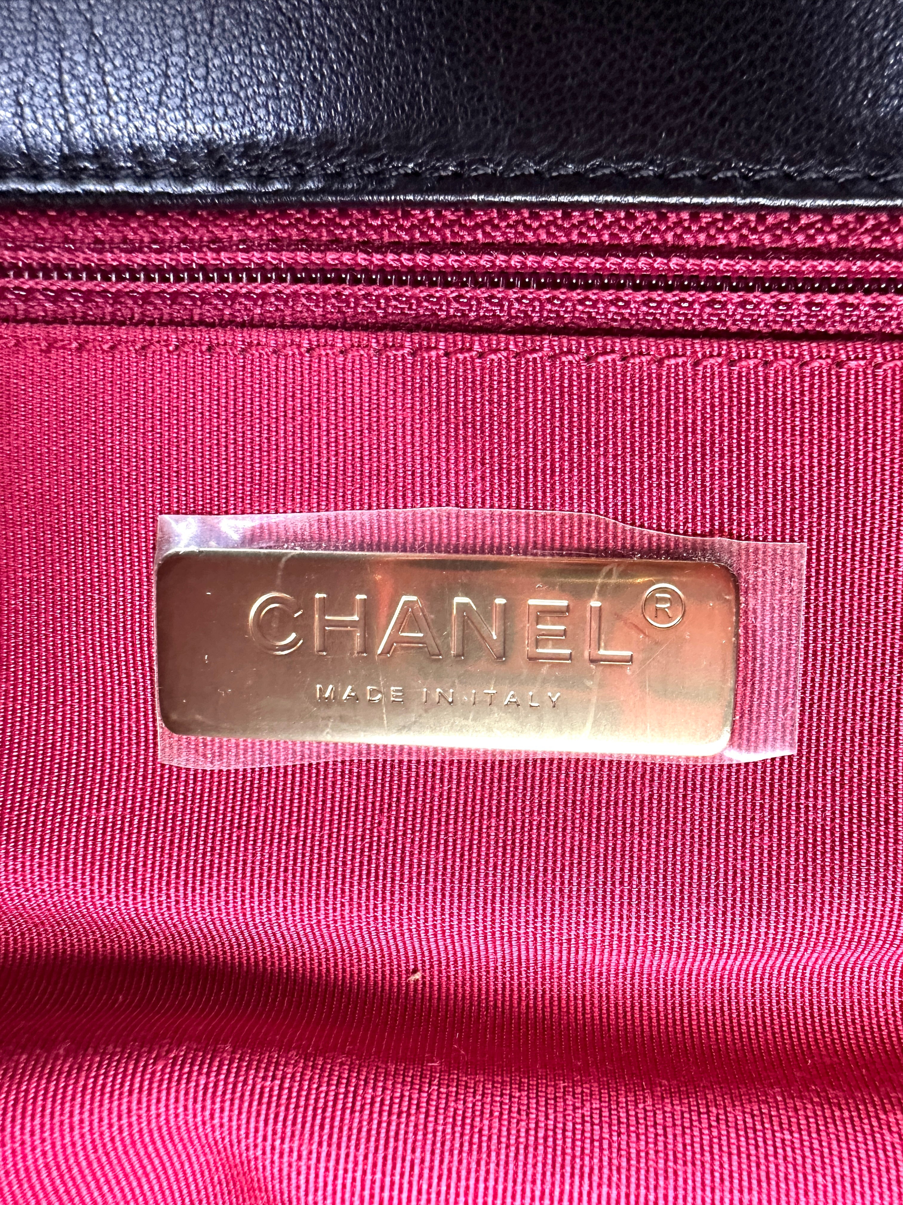 Chanel 19Bag Black Quilted Leather Flap Bag With Gold Hardware(30***19) CC1752